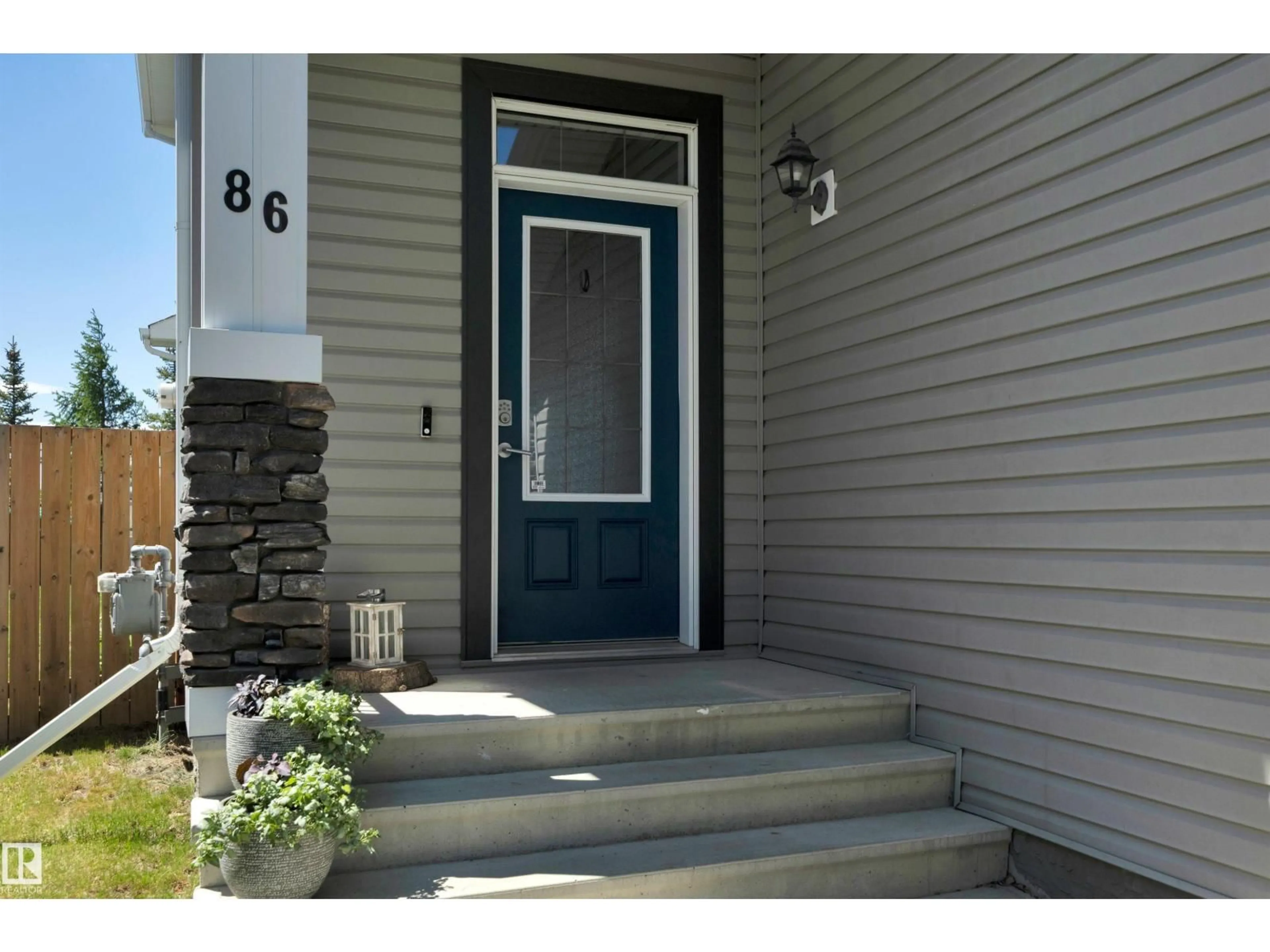 Indoor entryway for 86 SANDALWOOD PL, Leduc Alberta T6W3E6