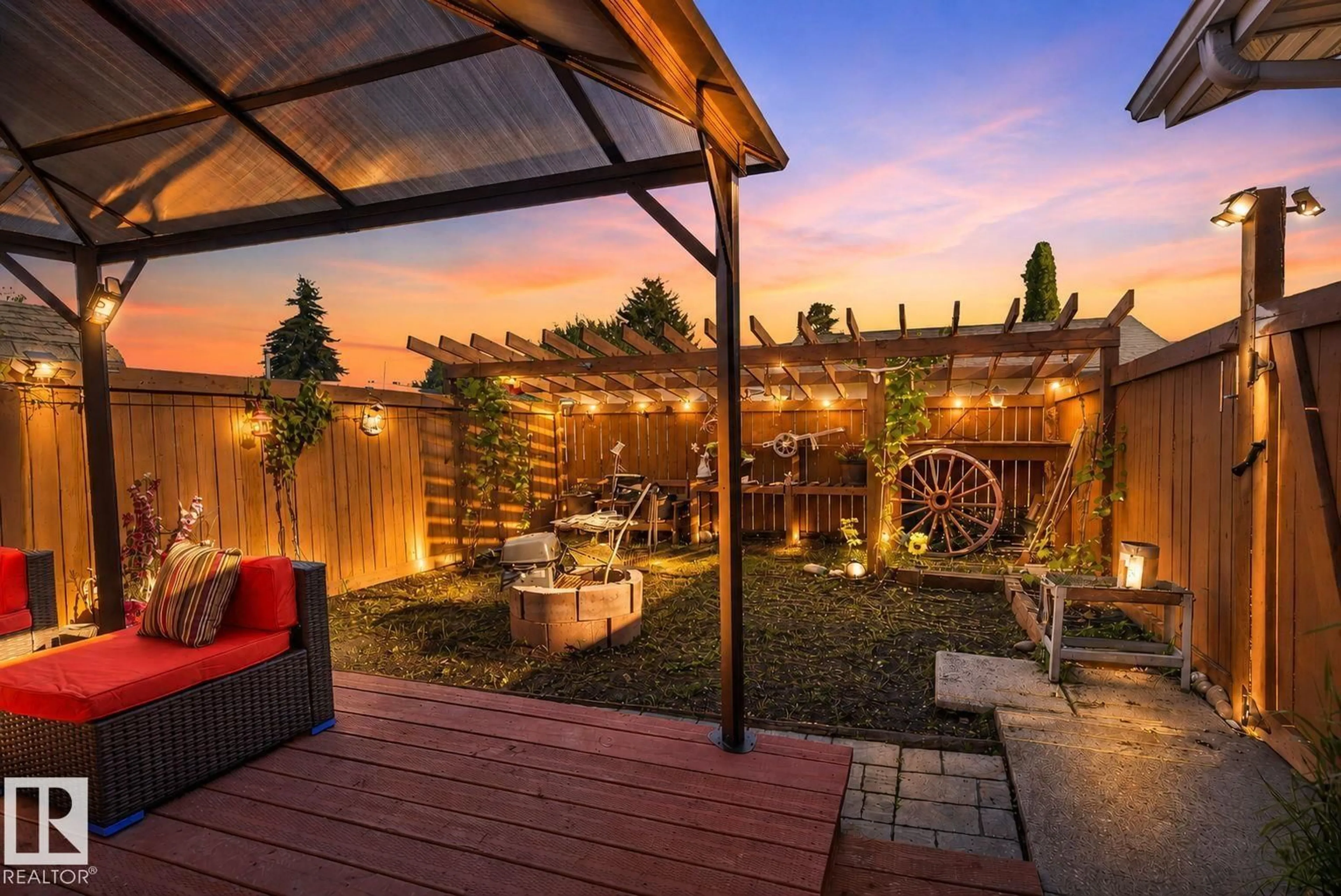 Patio, unknown for NW - 8835 152B AV, Edmonton Alberta T5E6G2