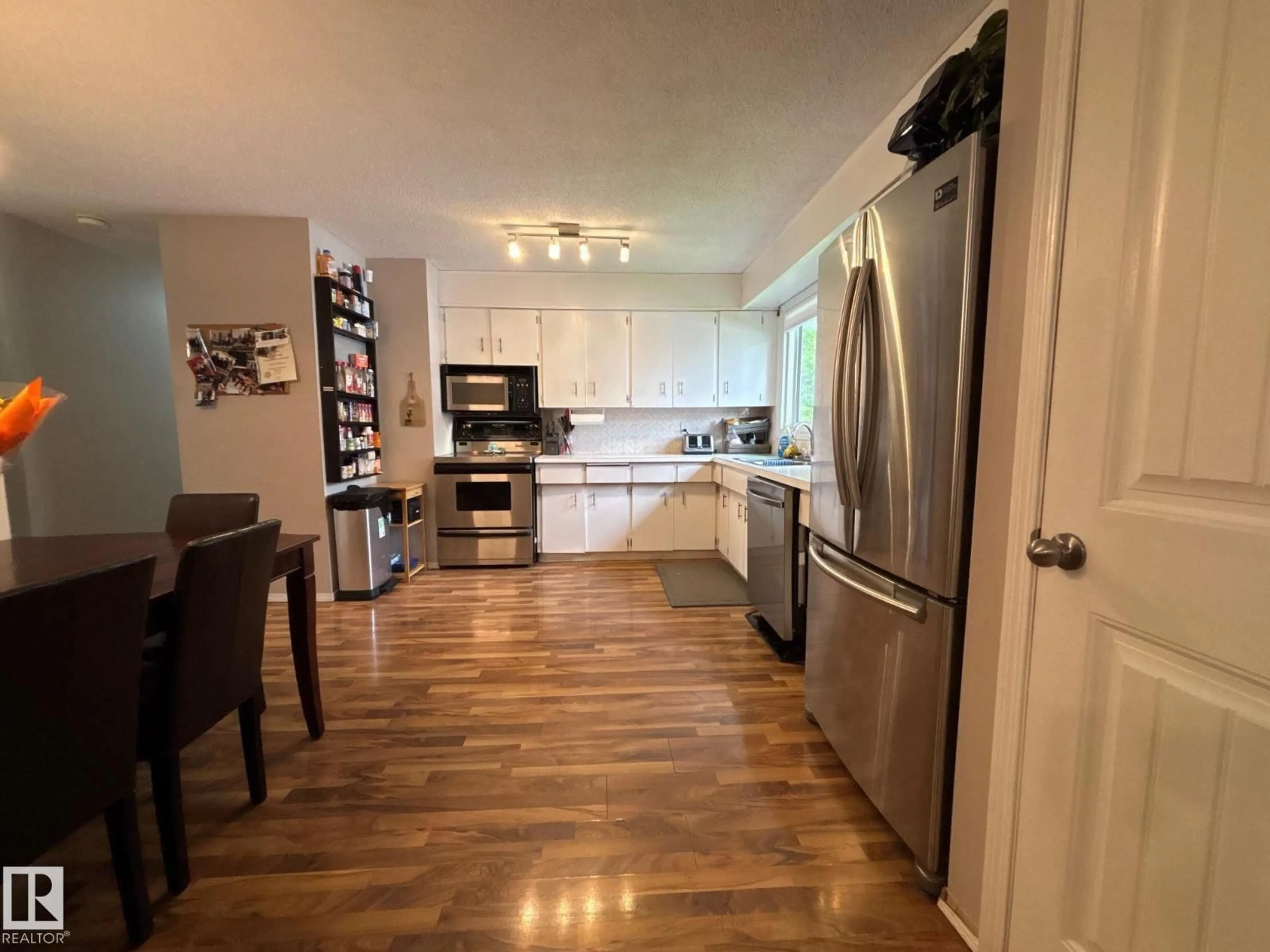 Unknown for 8504 92 AV, Fort Saskatchewan Alberta T8L2P6