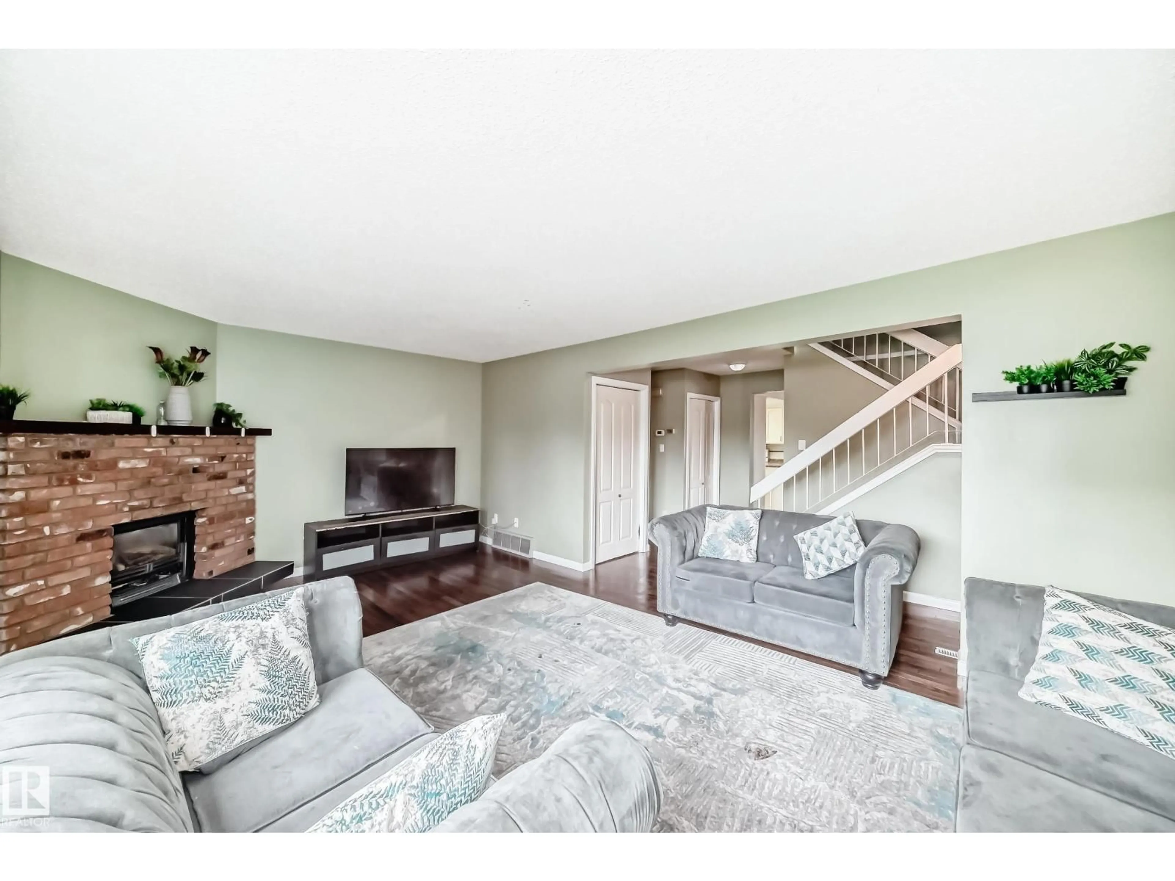 Living room with furniture, unknown for NW - 13621 28 ST, Edmonton Alberta T5A4B5