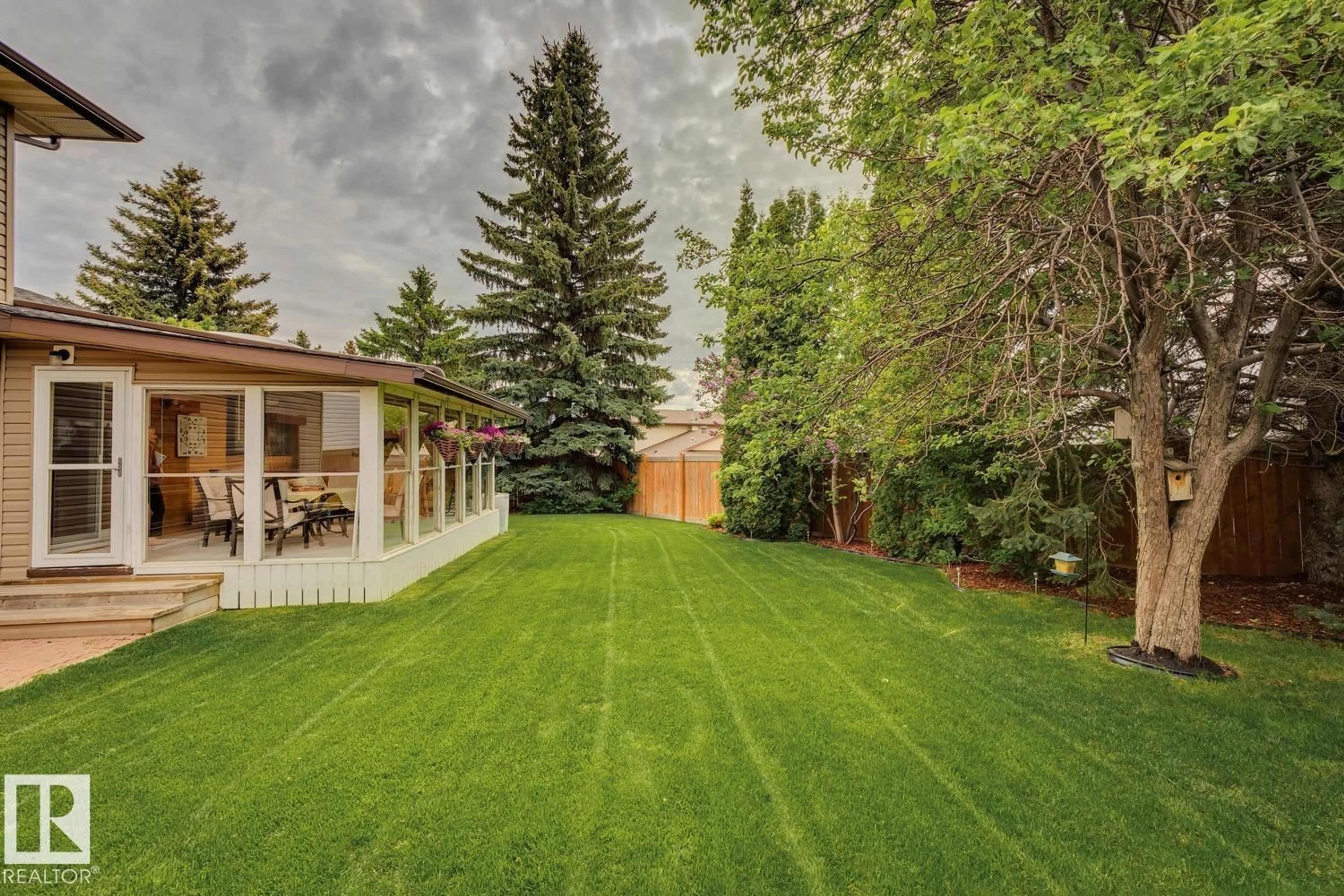 Patio, unknown for 15804 80 ST, Edmonton Alberta T5Z2V2
