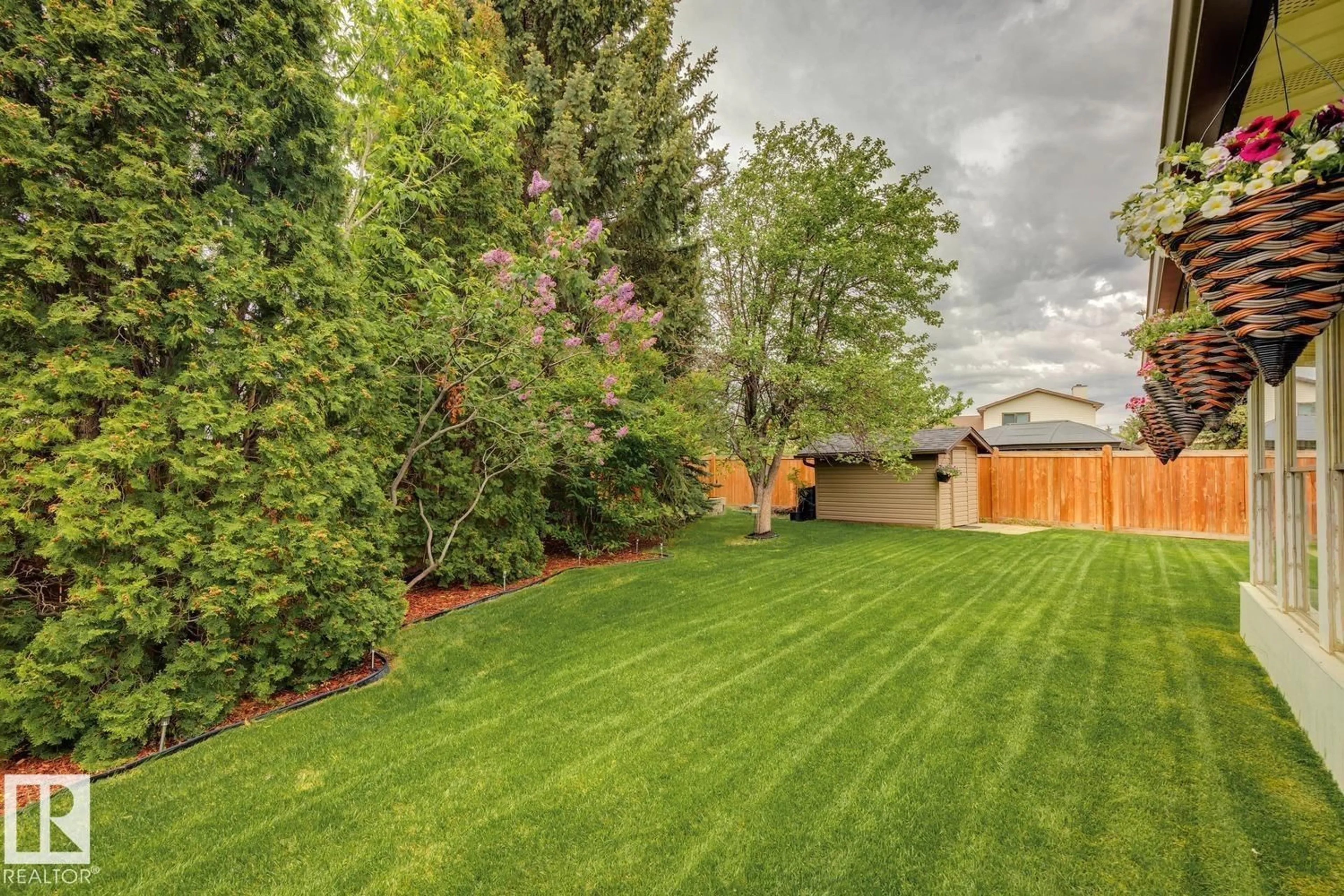 Patio, unknown for 15804 80 ST, Edmonton Alberta T5Z2V2