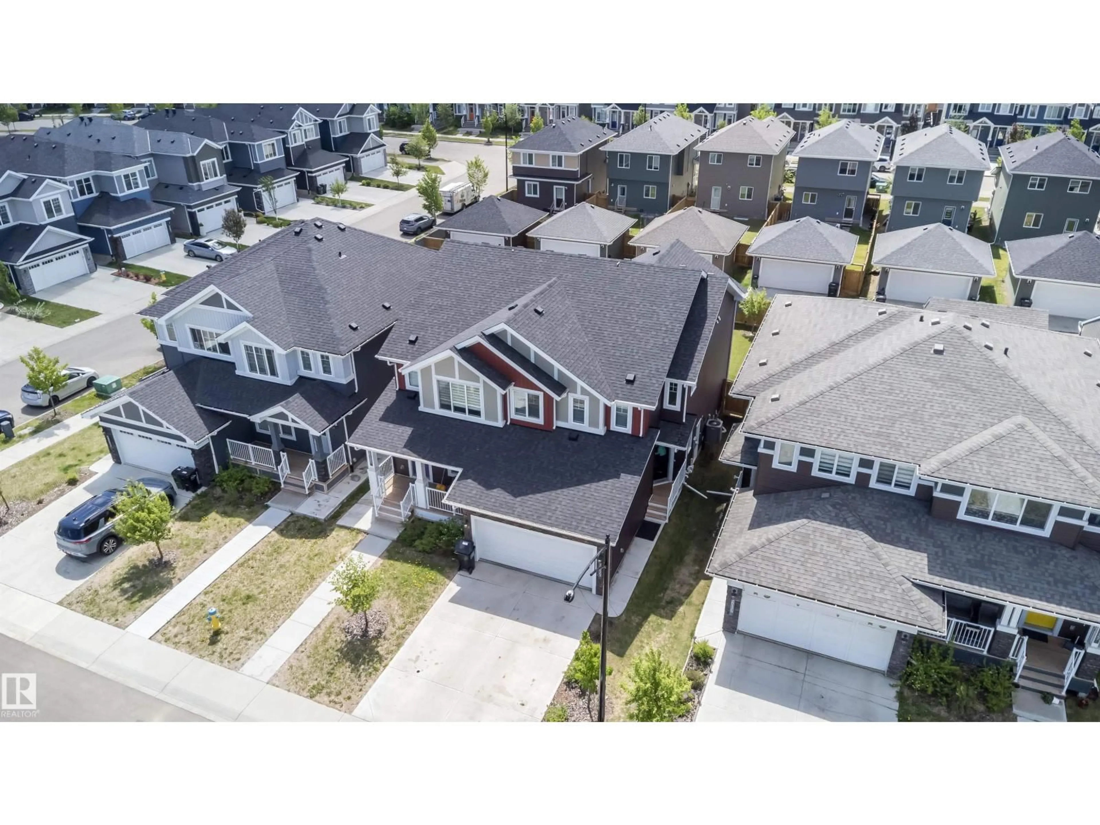 A pic from outside/outdoor area/front of a property/back of a property/a pic from drone, street for SW - 16123 31 AV, Edmonton Alberta T6W4X2