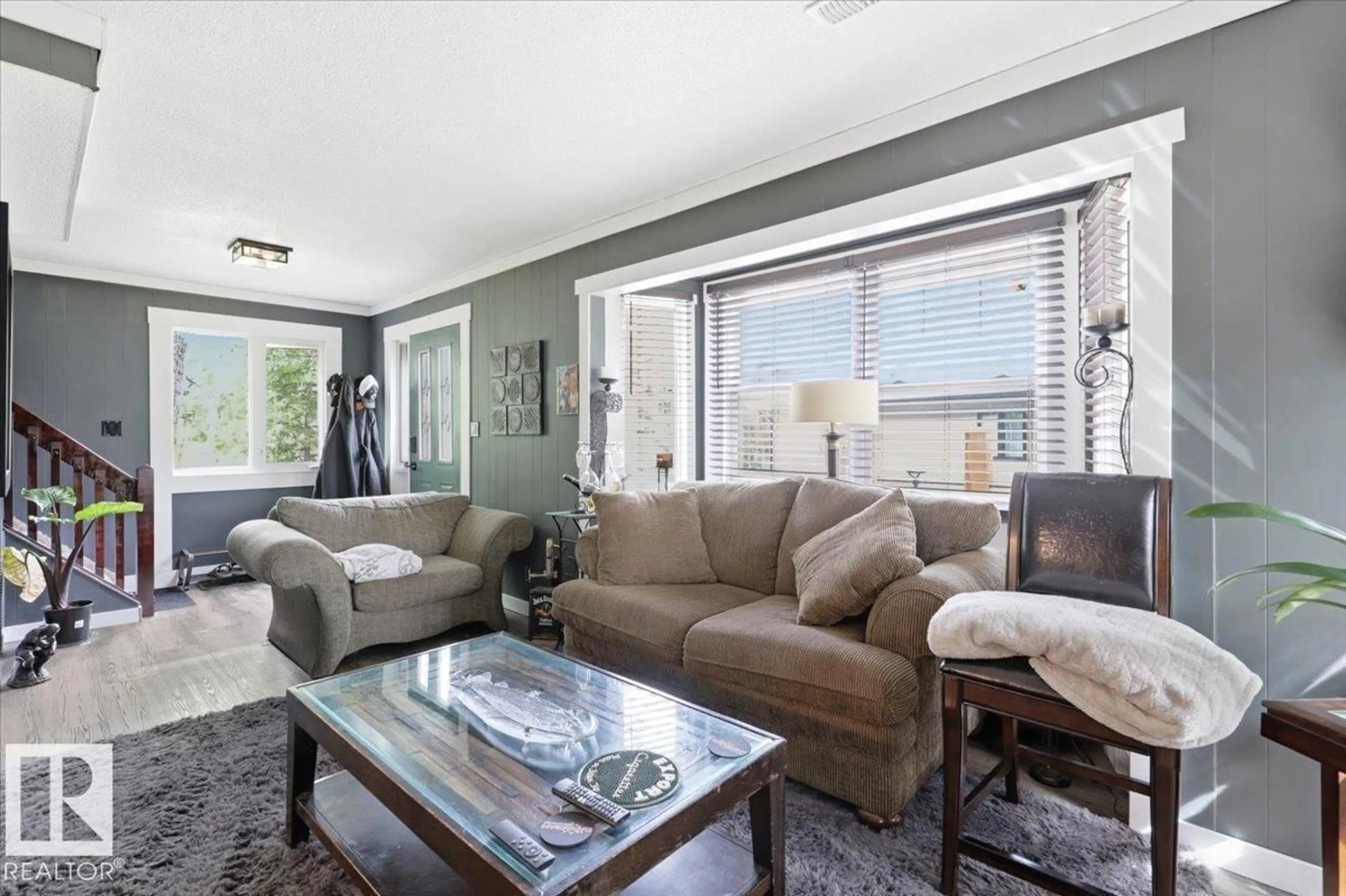 Living room with furniture, unknown for 216 2ND STREET, Rural Wetaskiwin County Alberta T0C2V0