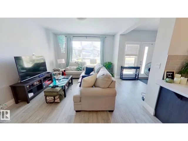 3632 8 AV, Edmonton 2