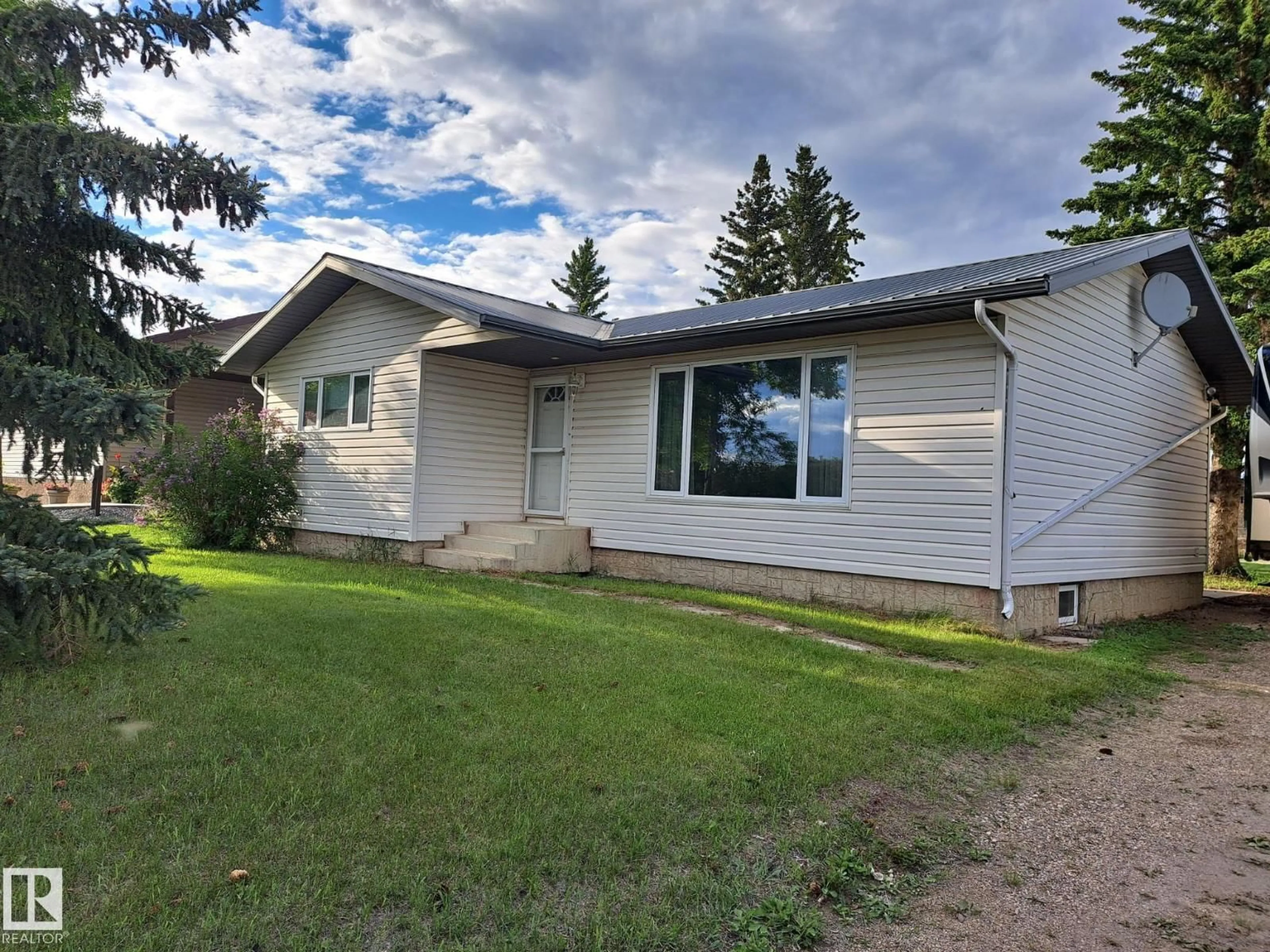 Unknown for 5012 58 AV, Viking Alberta T0B4N0