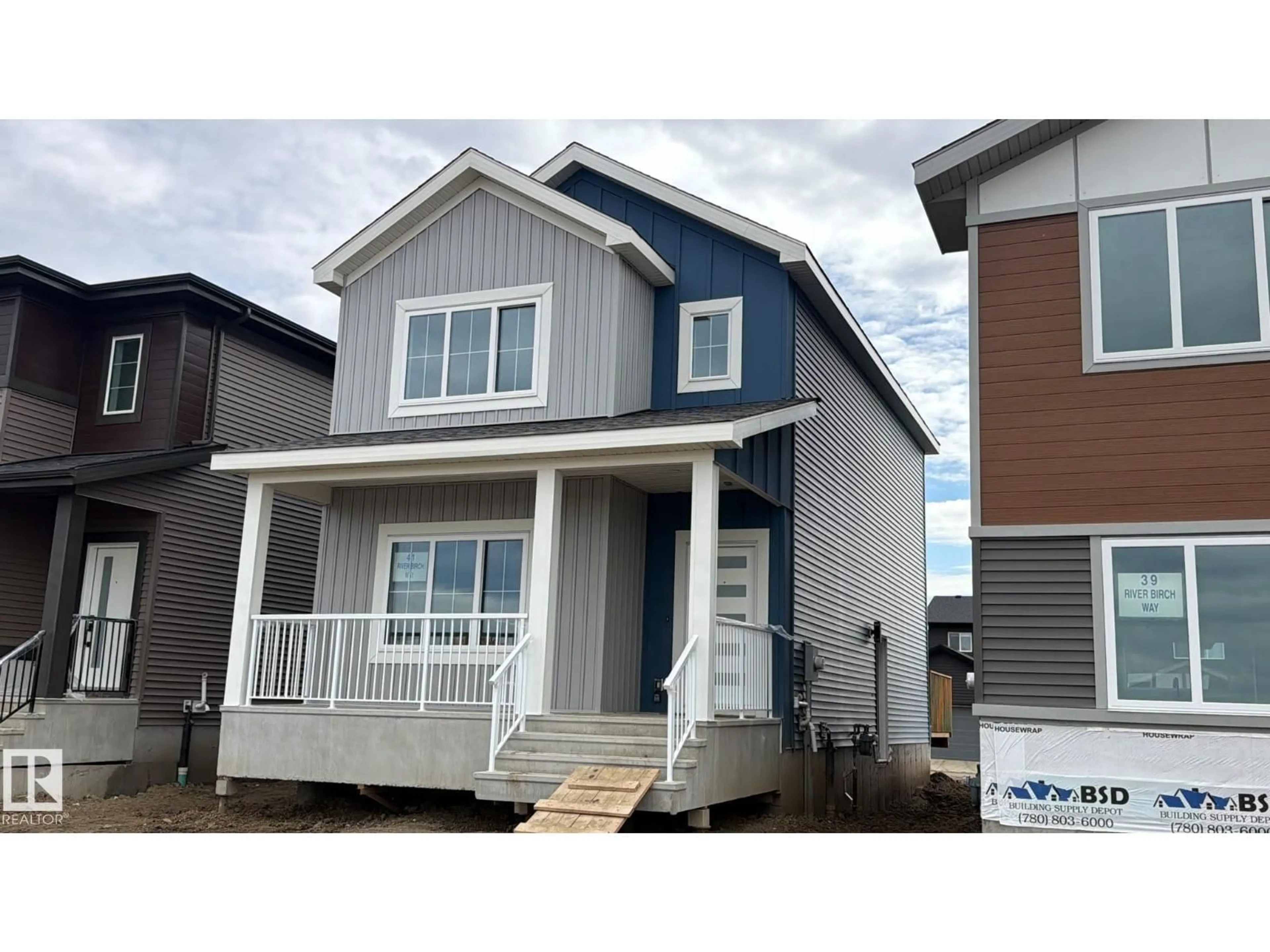 Home with vinyl exterior material, street for 41 RIVER BIRCH WY, St. Albert Alberta T8N7Y6