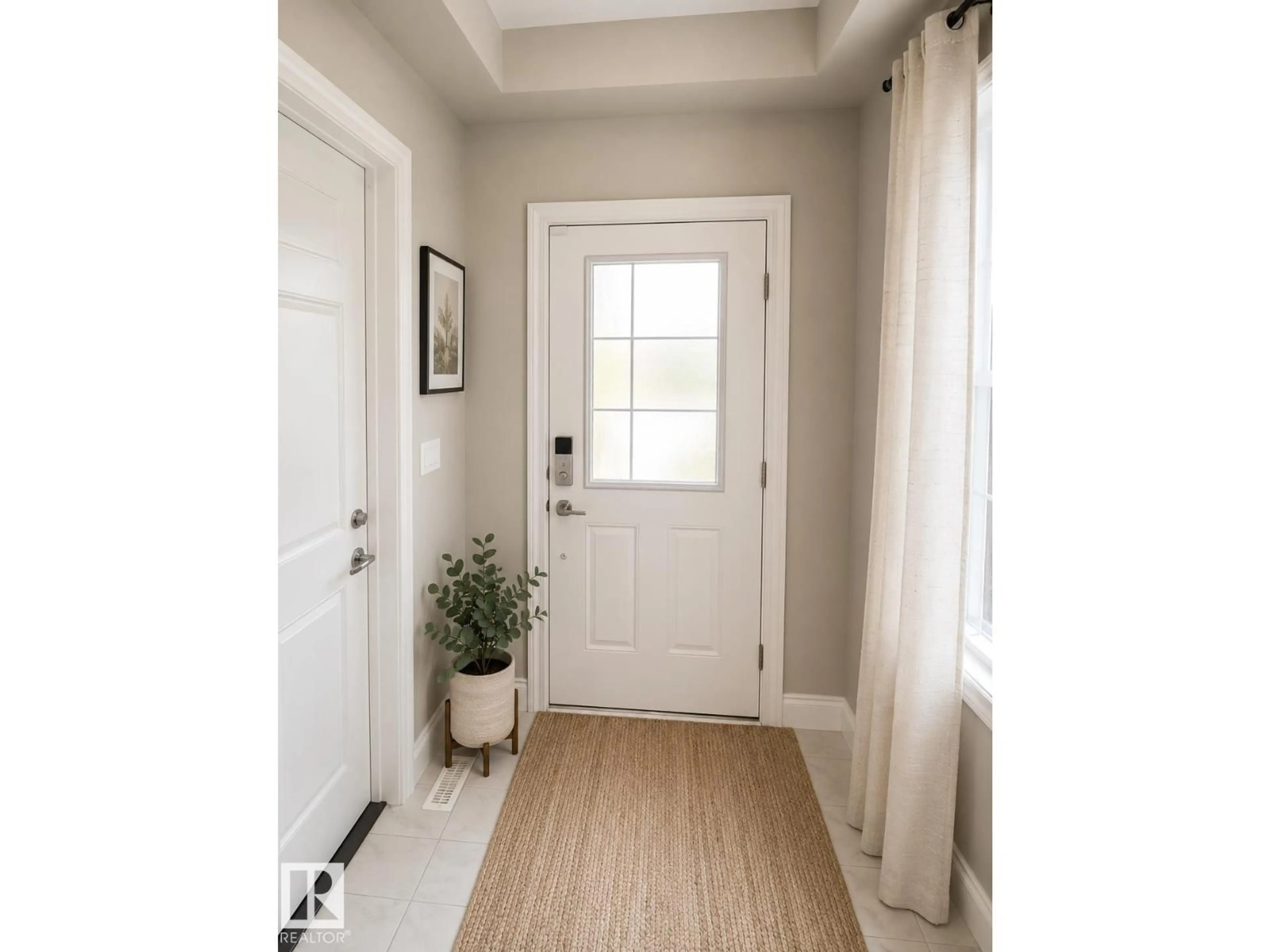 Indoor entryway for 7274 MORGAN RD, Edmonton Alberta T5E6V7