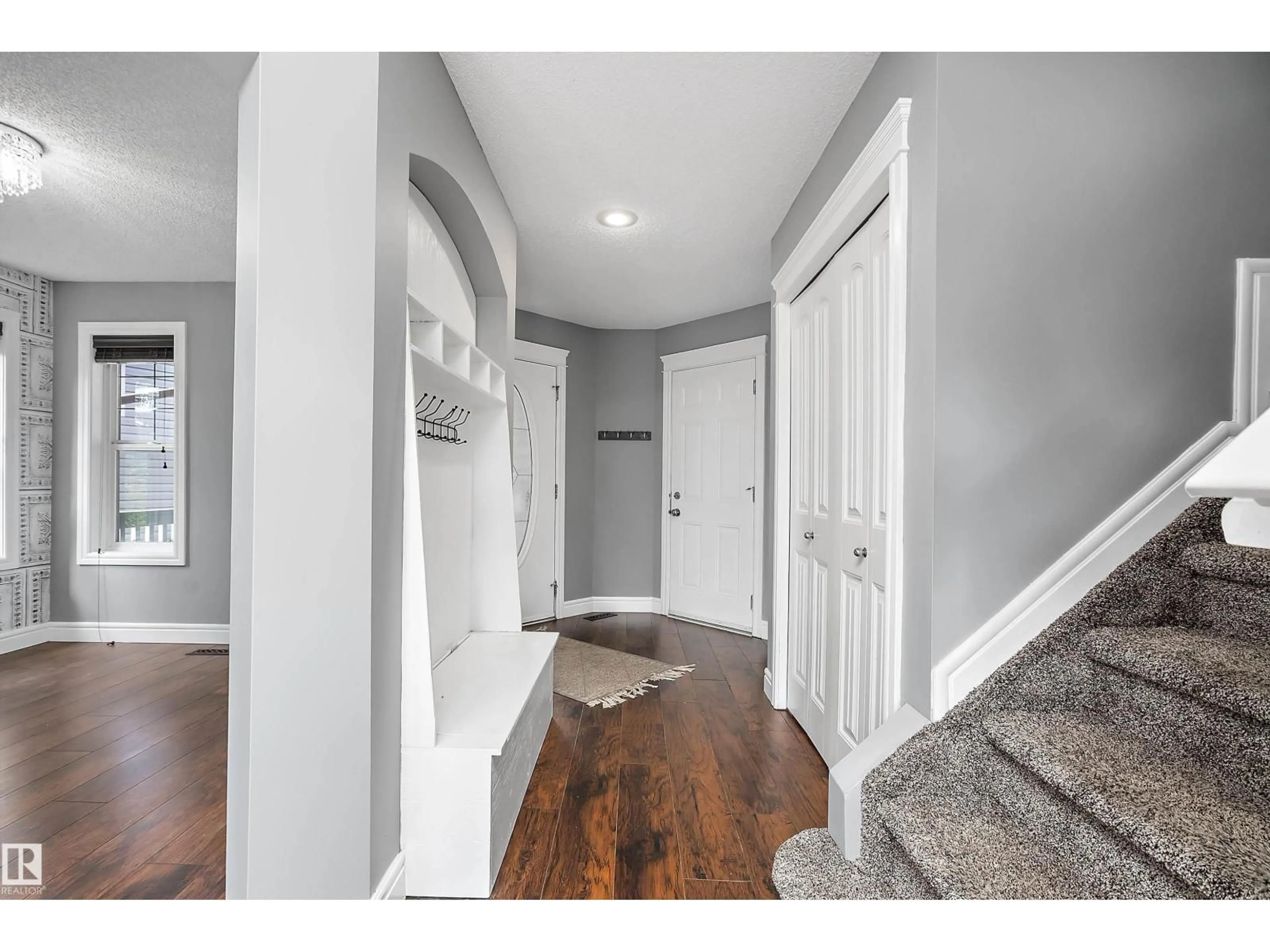Indoor entryway for SW - 1103 115 ST, Edmonton Alberta T6W1W7