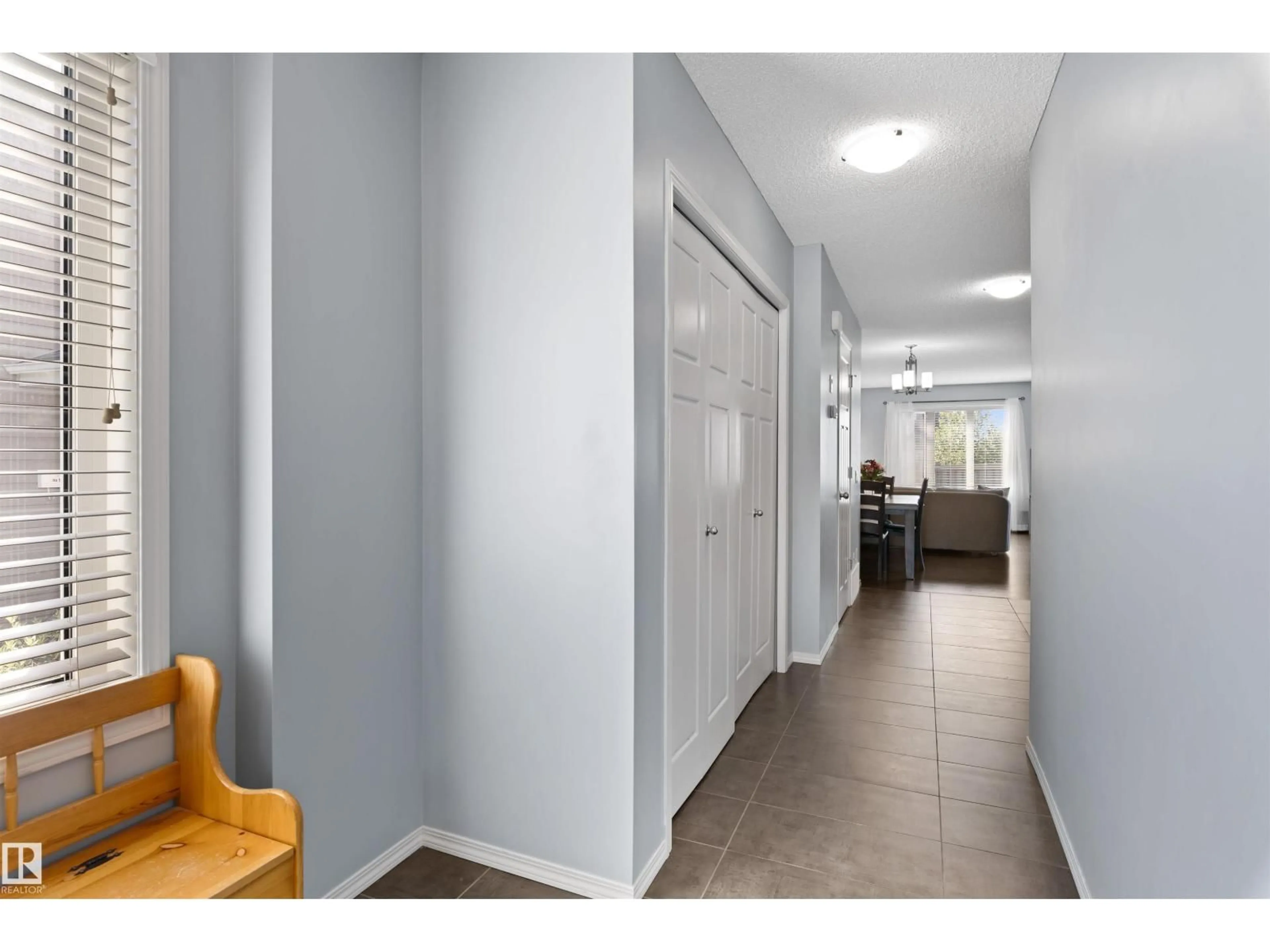 Indoor entryway for 60 RED TAIL WY, St. Albert Alberta T8N7N8