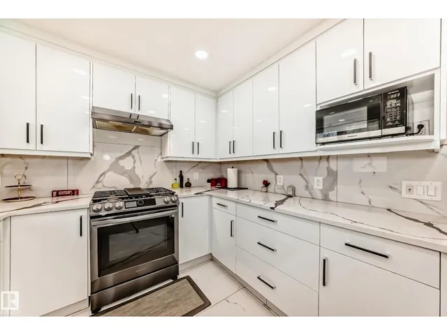 3843 47 ST, Edmonton 4