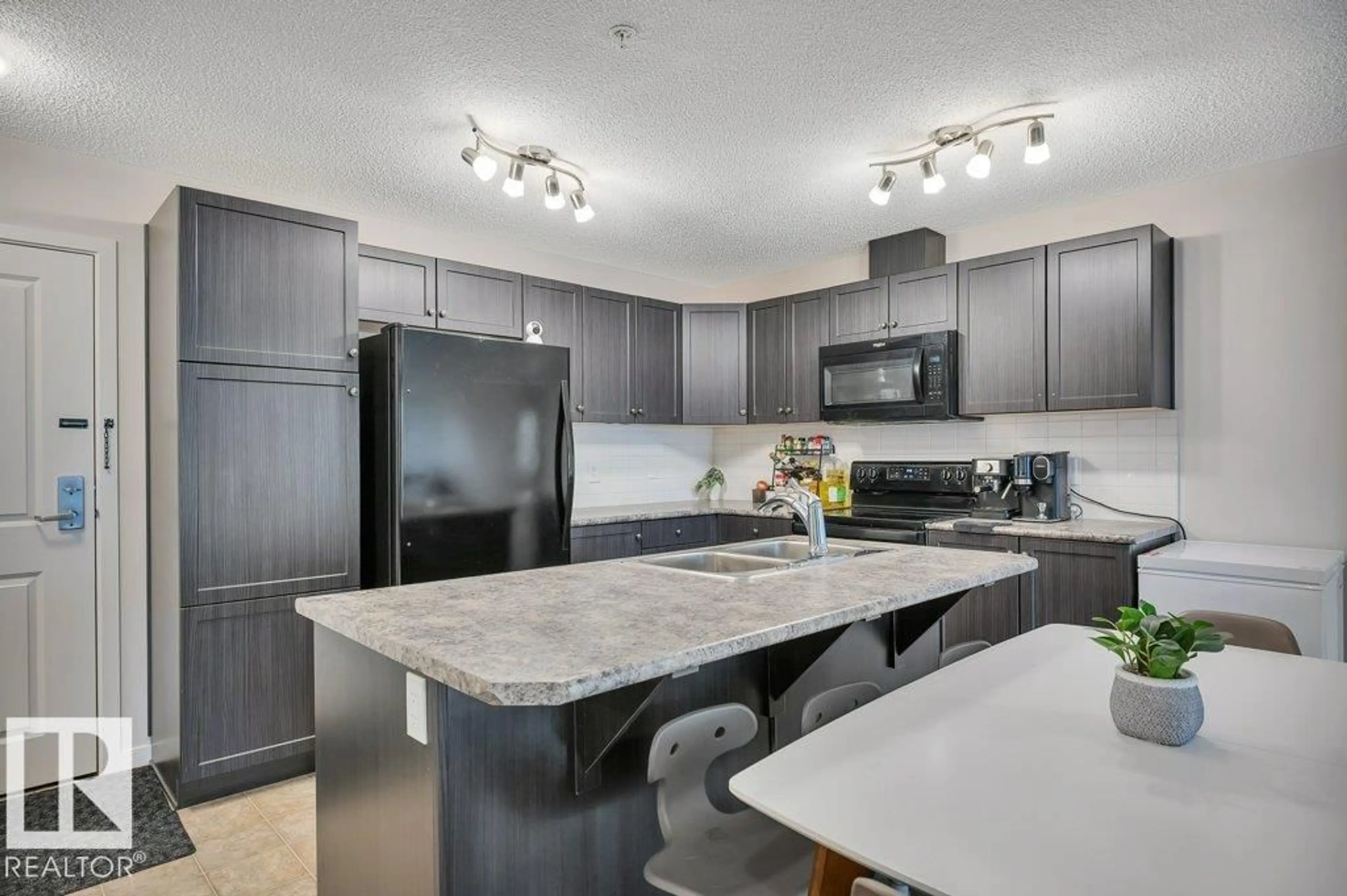 Open concept kitchen, unknown for 1820 - 219 RUTHERFORD RD, Edmonton Alberta T6W2K6