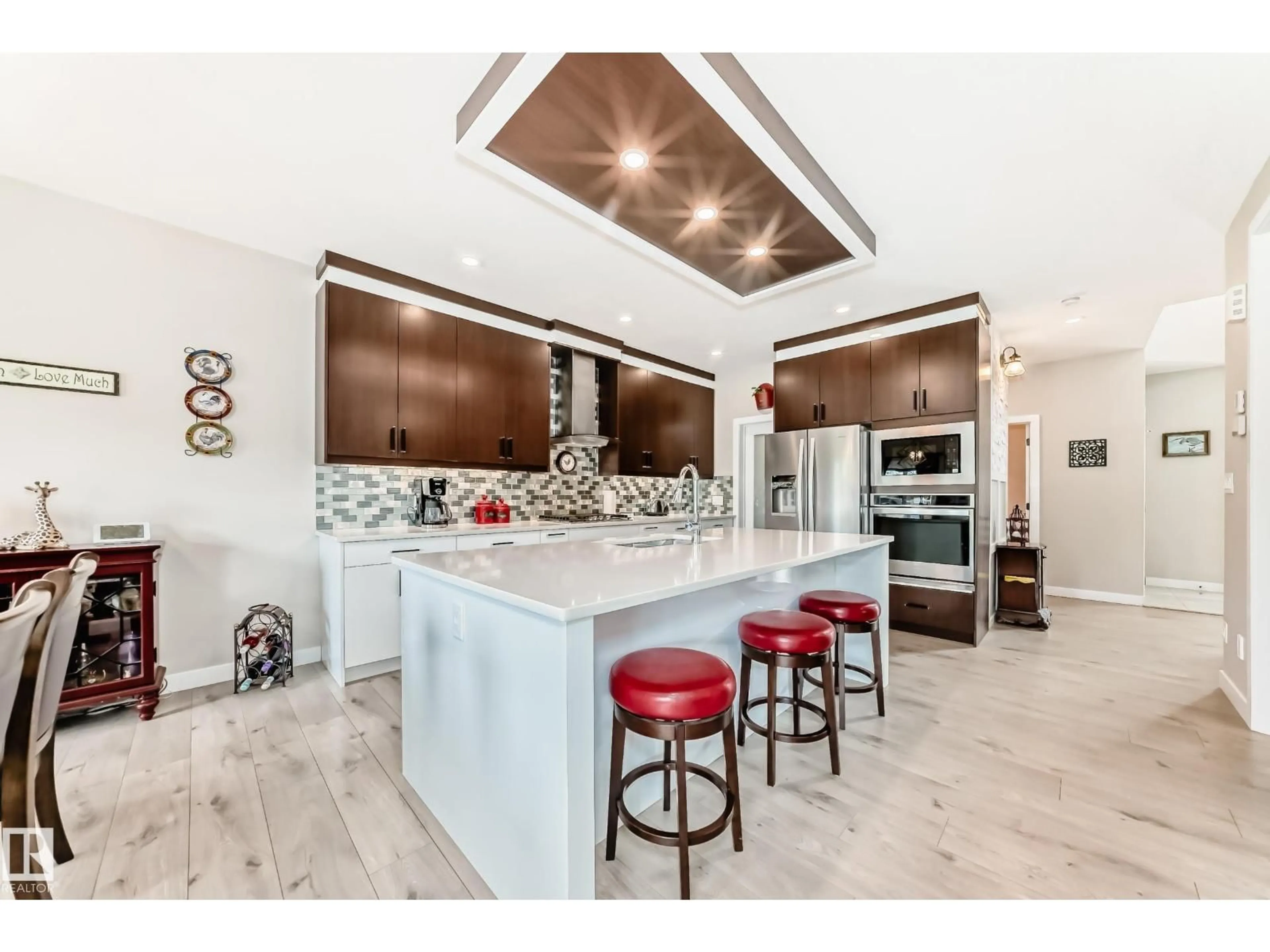 Open concept kitchen, ceramic/tile floor for 3895 ROBINS CR, Edmonton Alberta T5S0M8