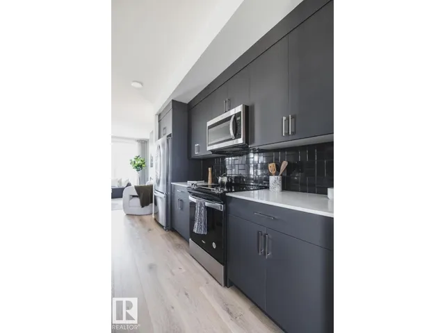 347 RANKIN, St. Albert 3