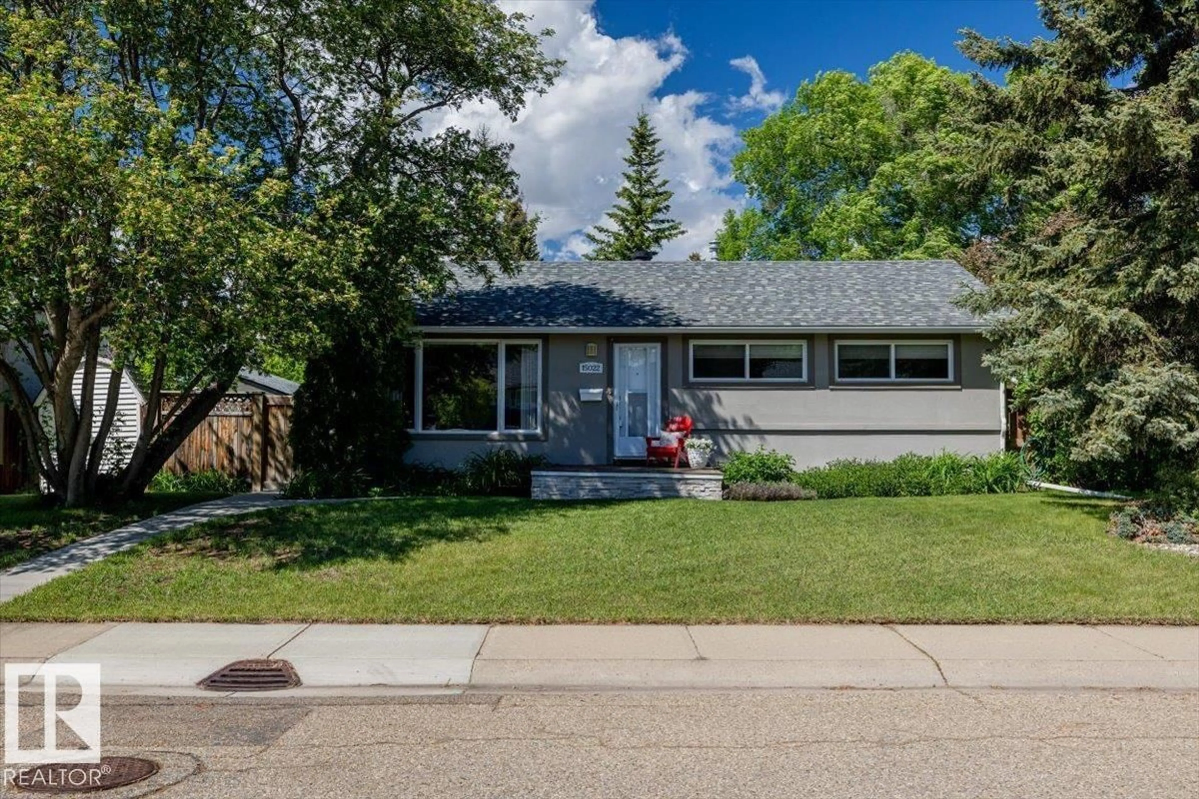 Home with vinyl exterior material, street for NW - 15022 85 AV, Edmonton Alberta T5R3Z7