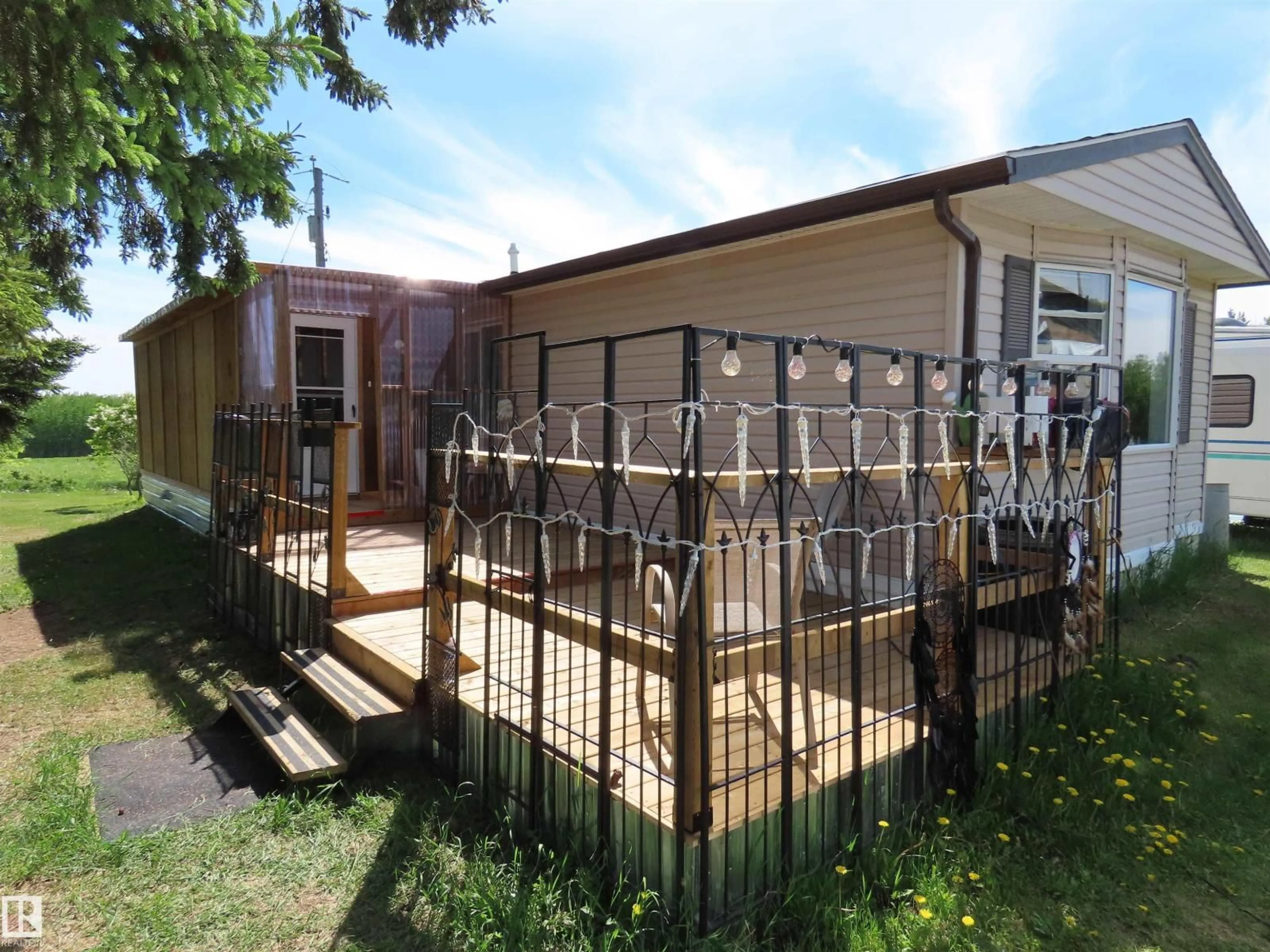 Patio, street for 7029 HWY 43, Rural Lac Ste. Anne County Alberta T0E2A0