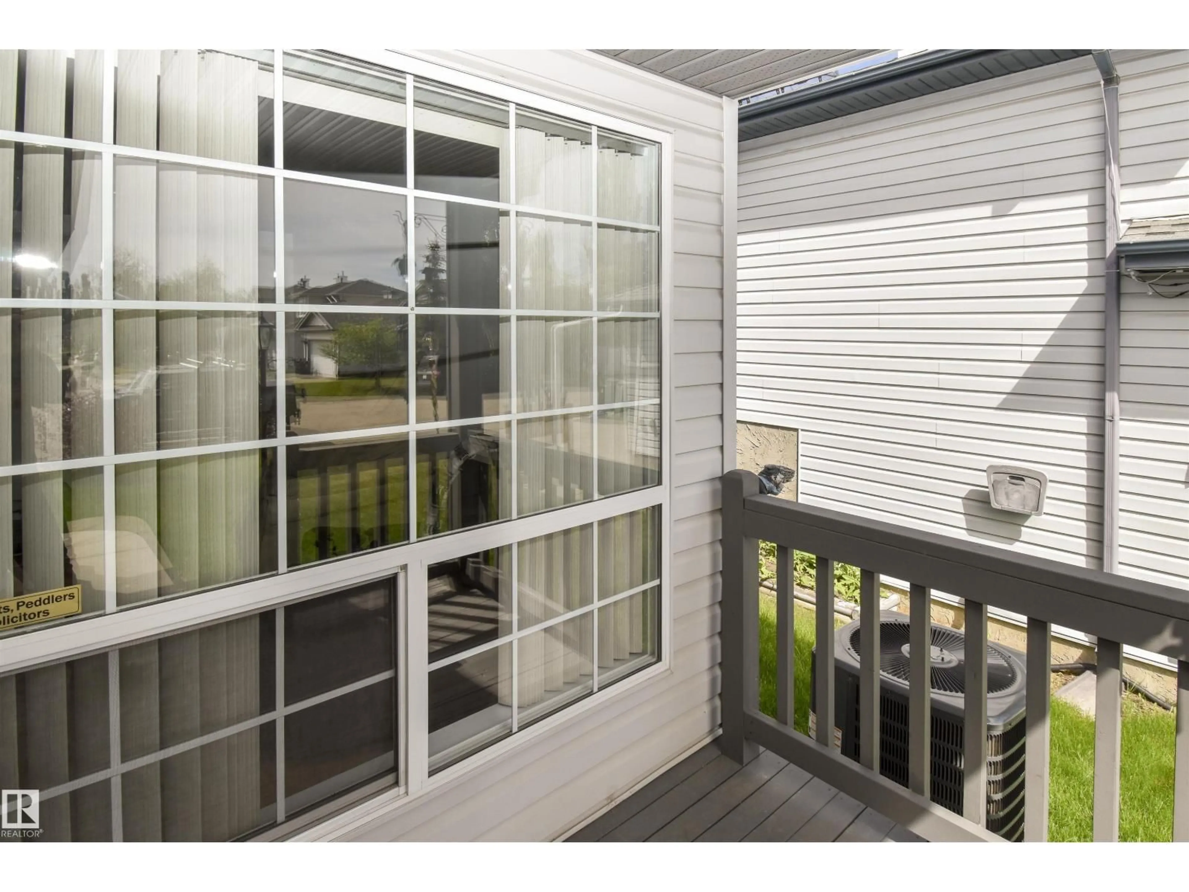 Patio, street for 45 LANDSDOWNE DR, Spruce Grove Alberta T7X3Y4
