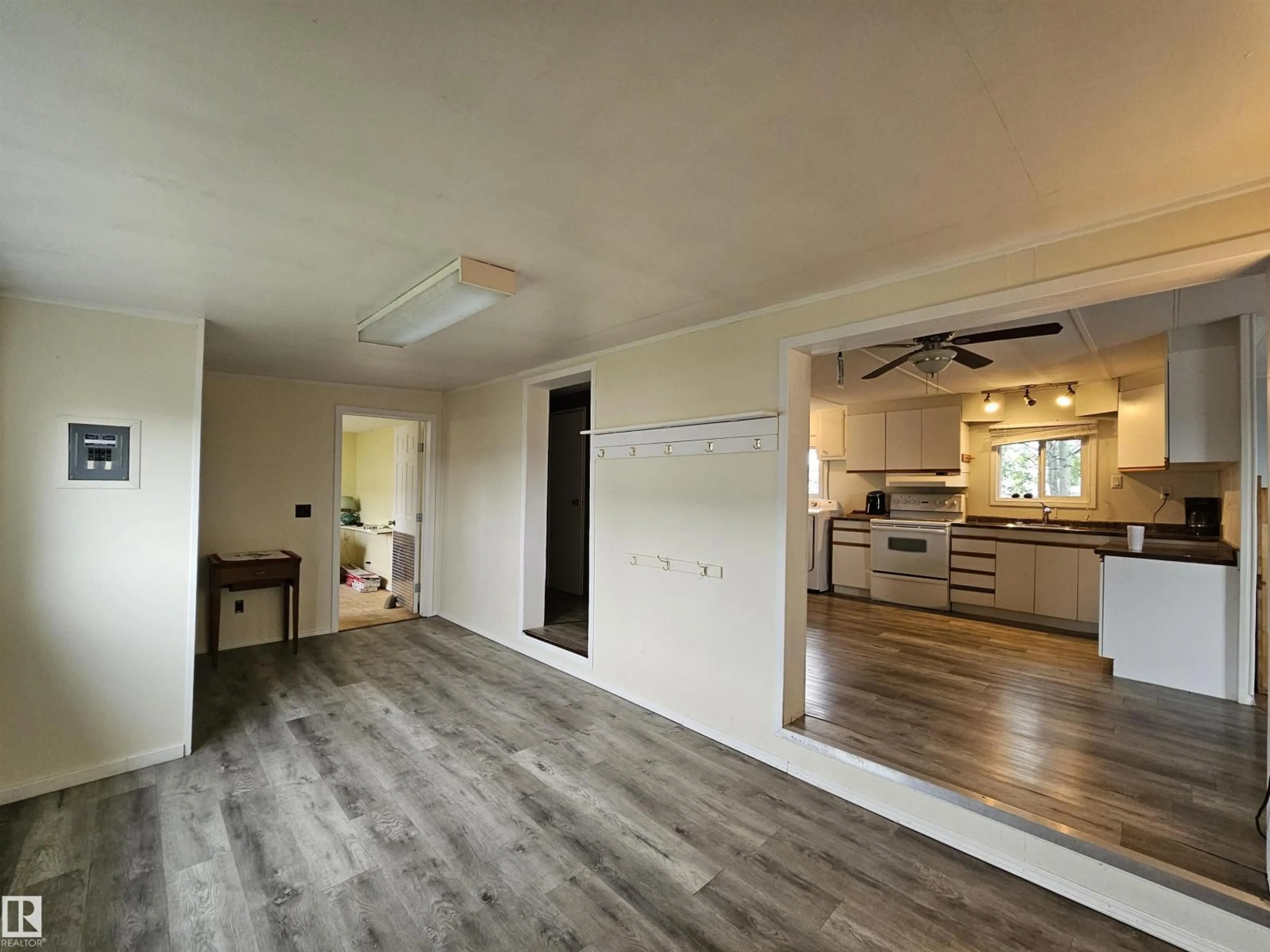 A pic of a room for C17 - 6402 52 AV, Drayton Valley Alberta T7A1N4