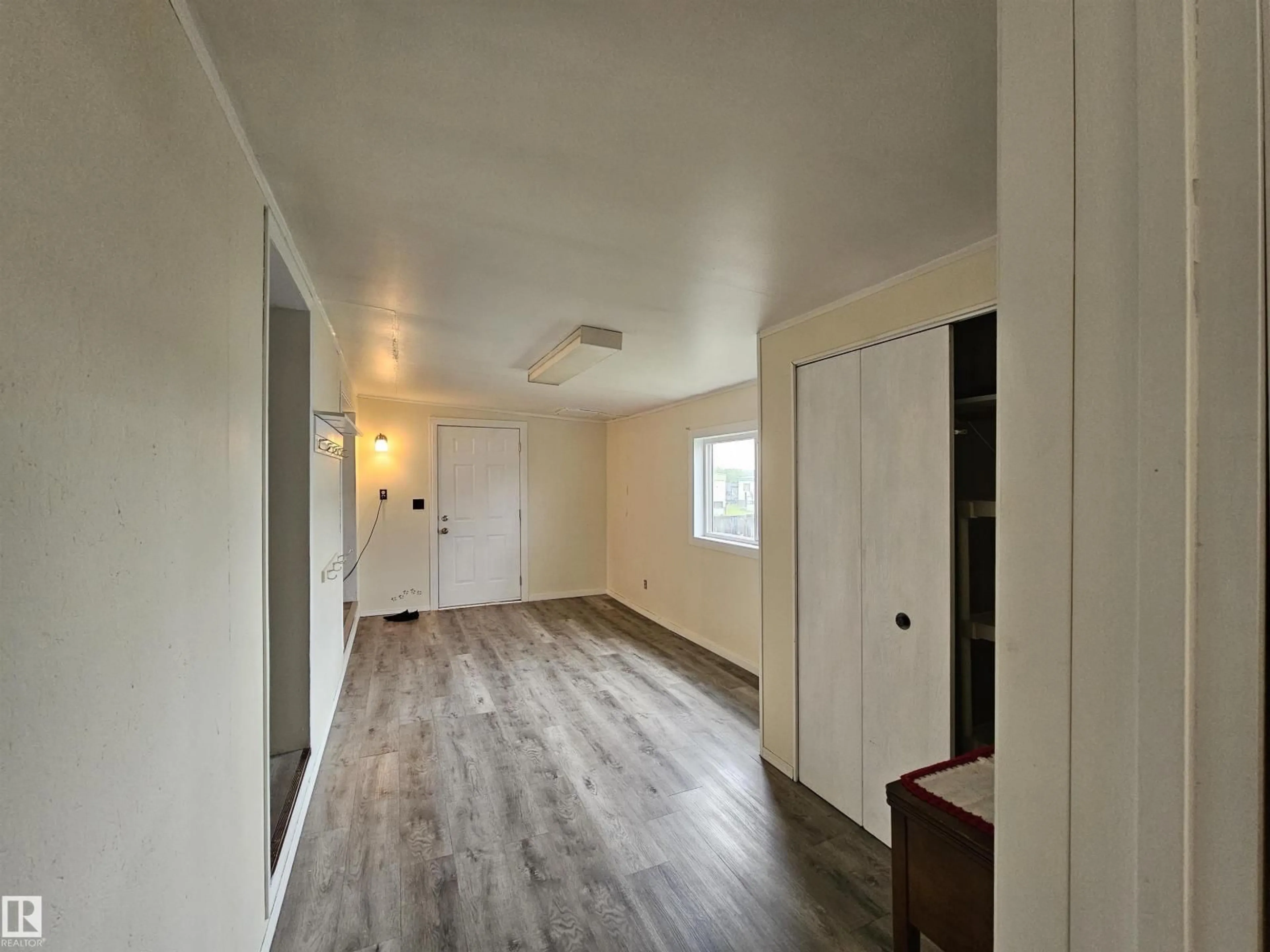 A pic of a room for C17 - 6402 52 AV, Drayton Valley Alberta T7A1N4