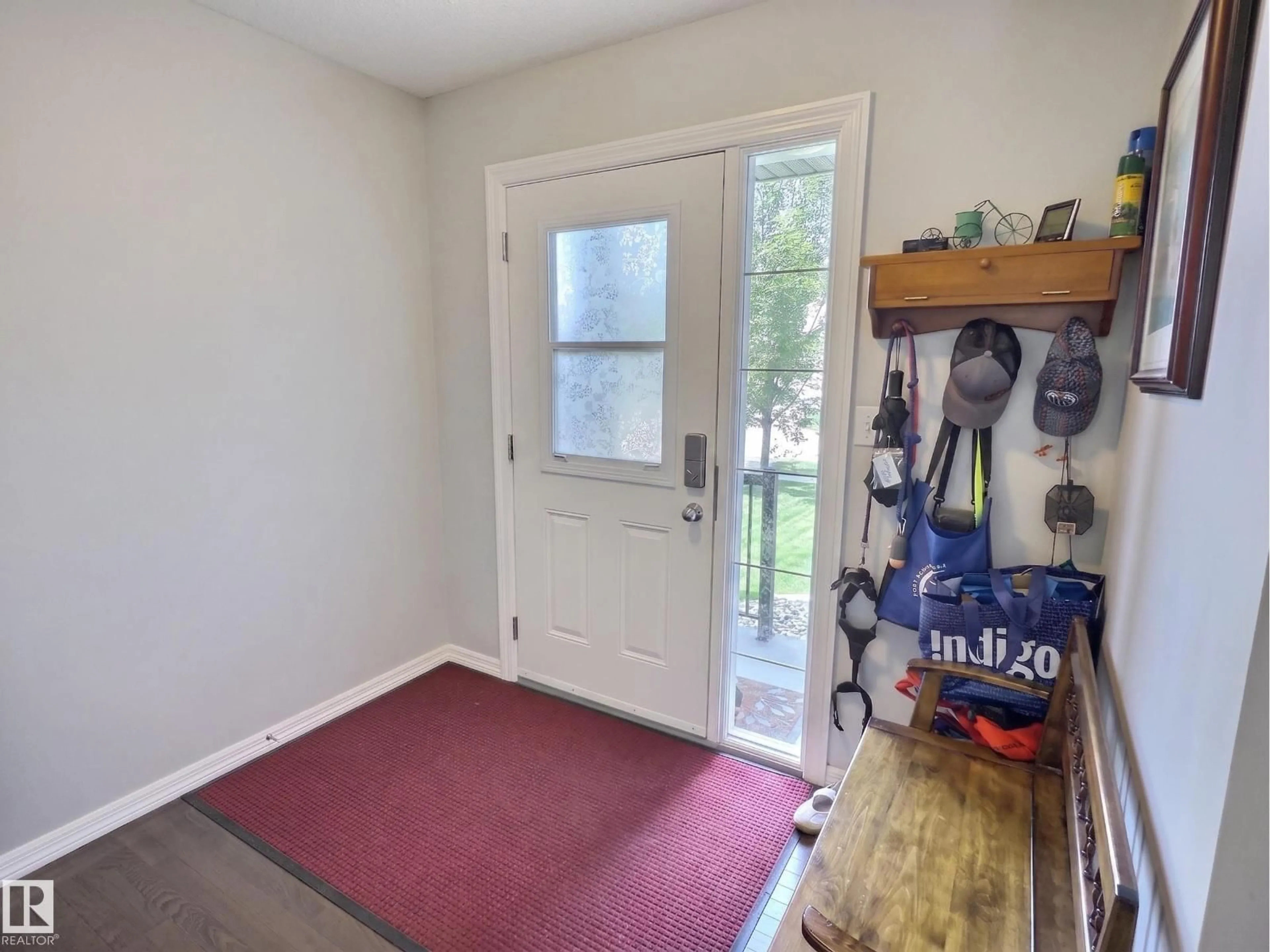 Indoor entryway for 126 CALVERT WD, Fort Saskatchewan Alberta T8L0C4