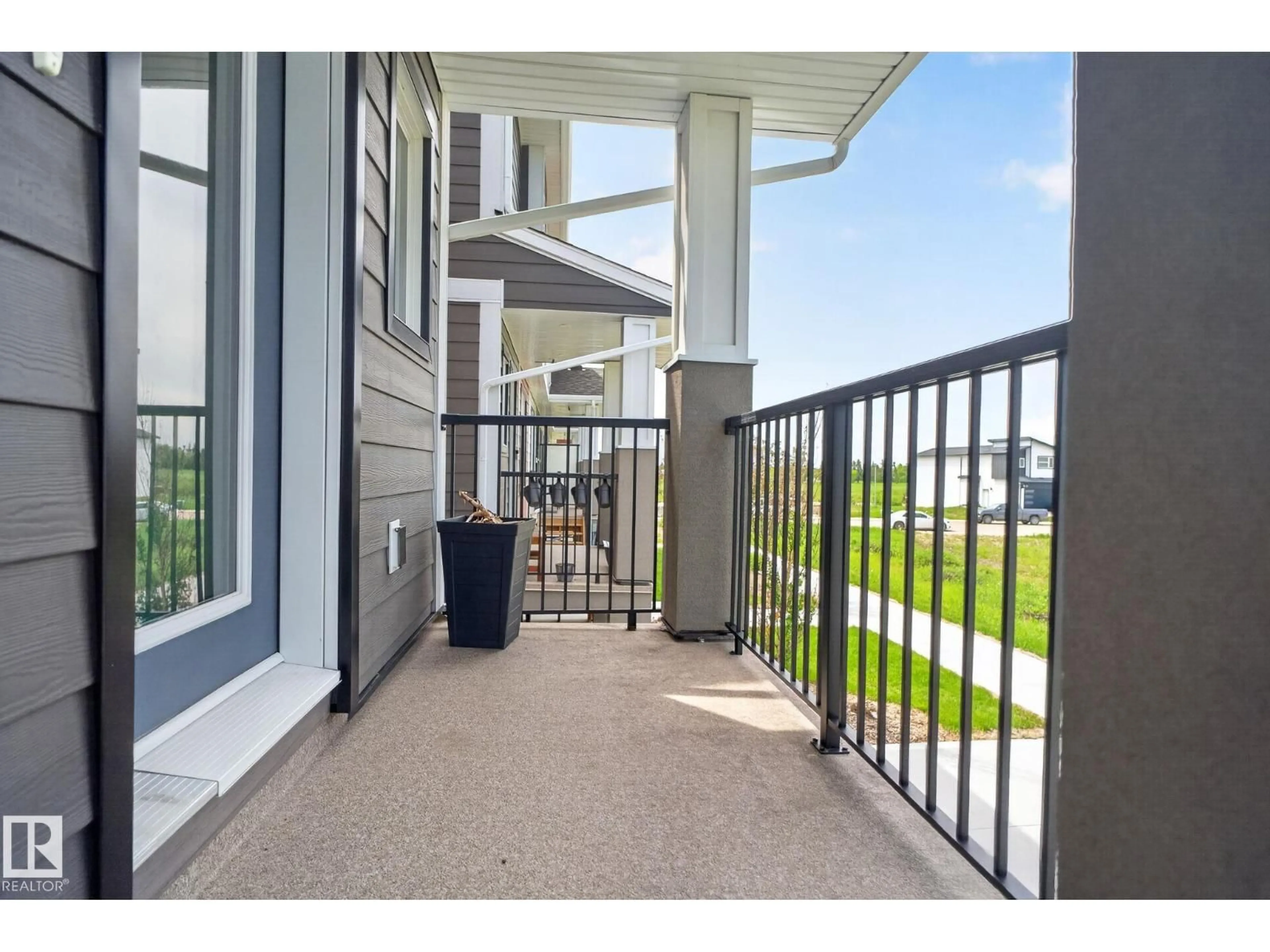 Unknown for 9250 - 16 156 AV, Edmonton Alberta T5Z3N7