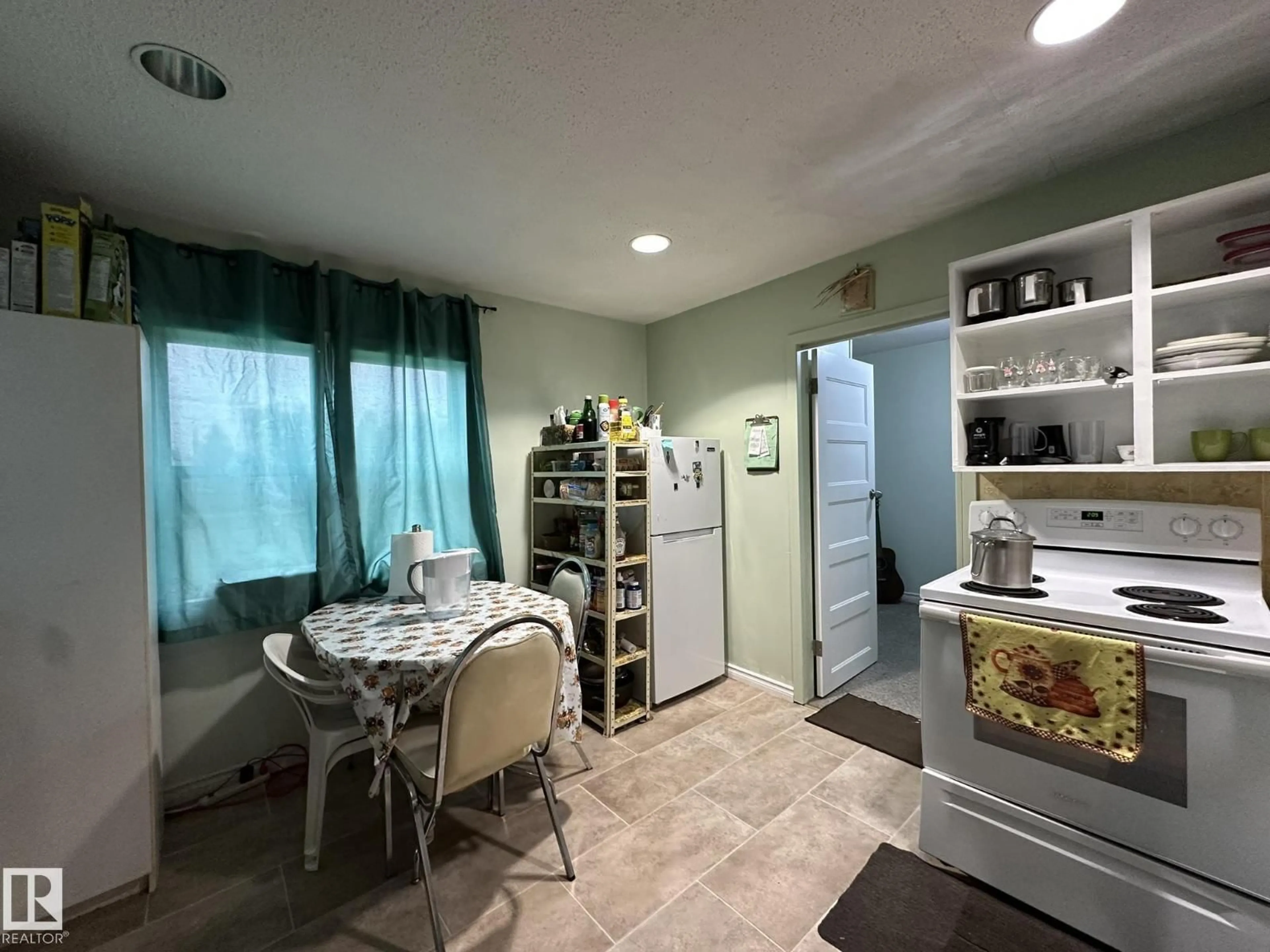Unknown for 4404 52 ST, Smoky Lake Town Alberta T0A3C0