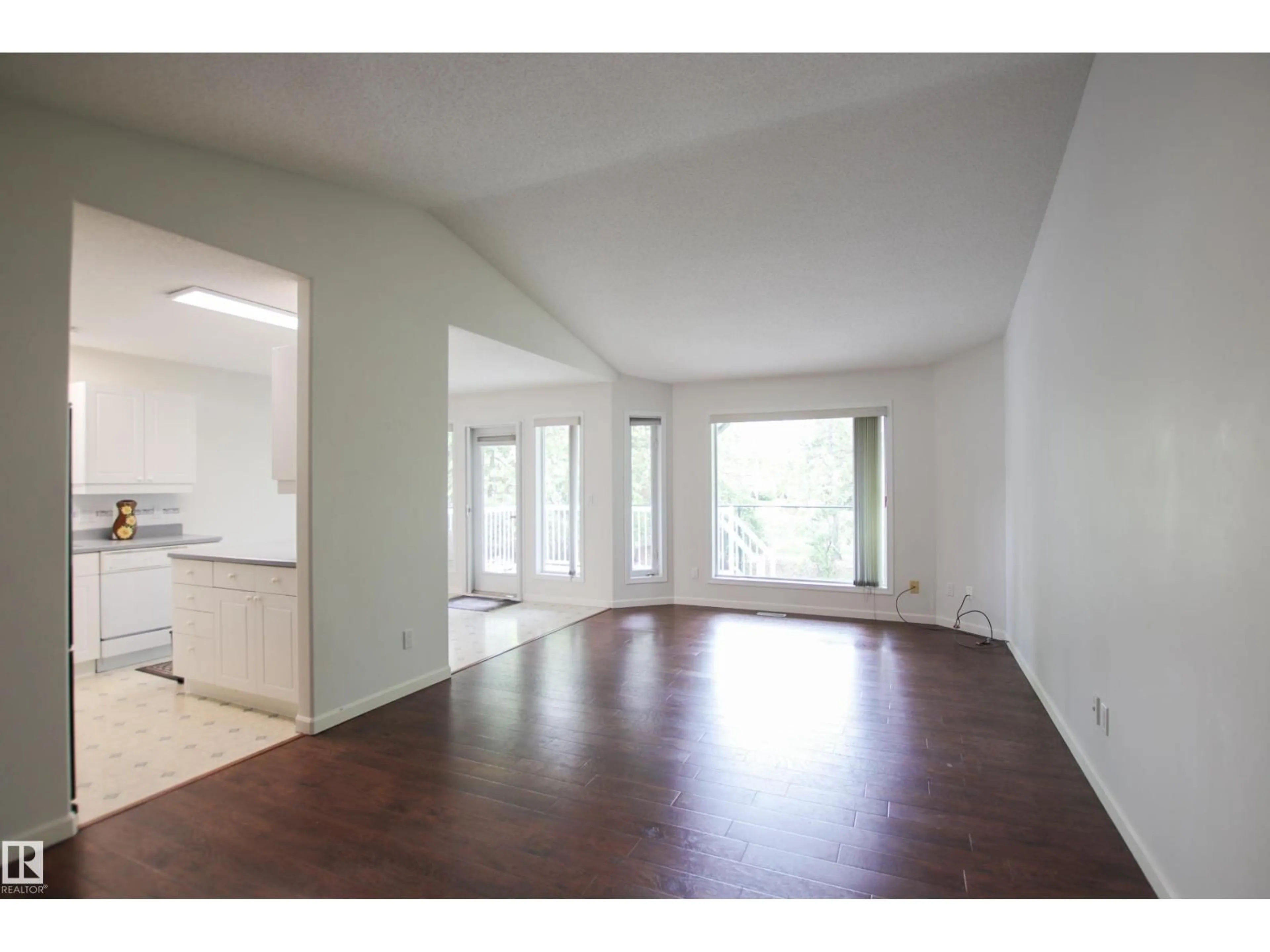 A pic of a room for #3 - 9420 172 ST, Edmonton Alberta T5T6K1