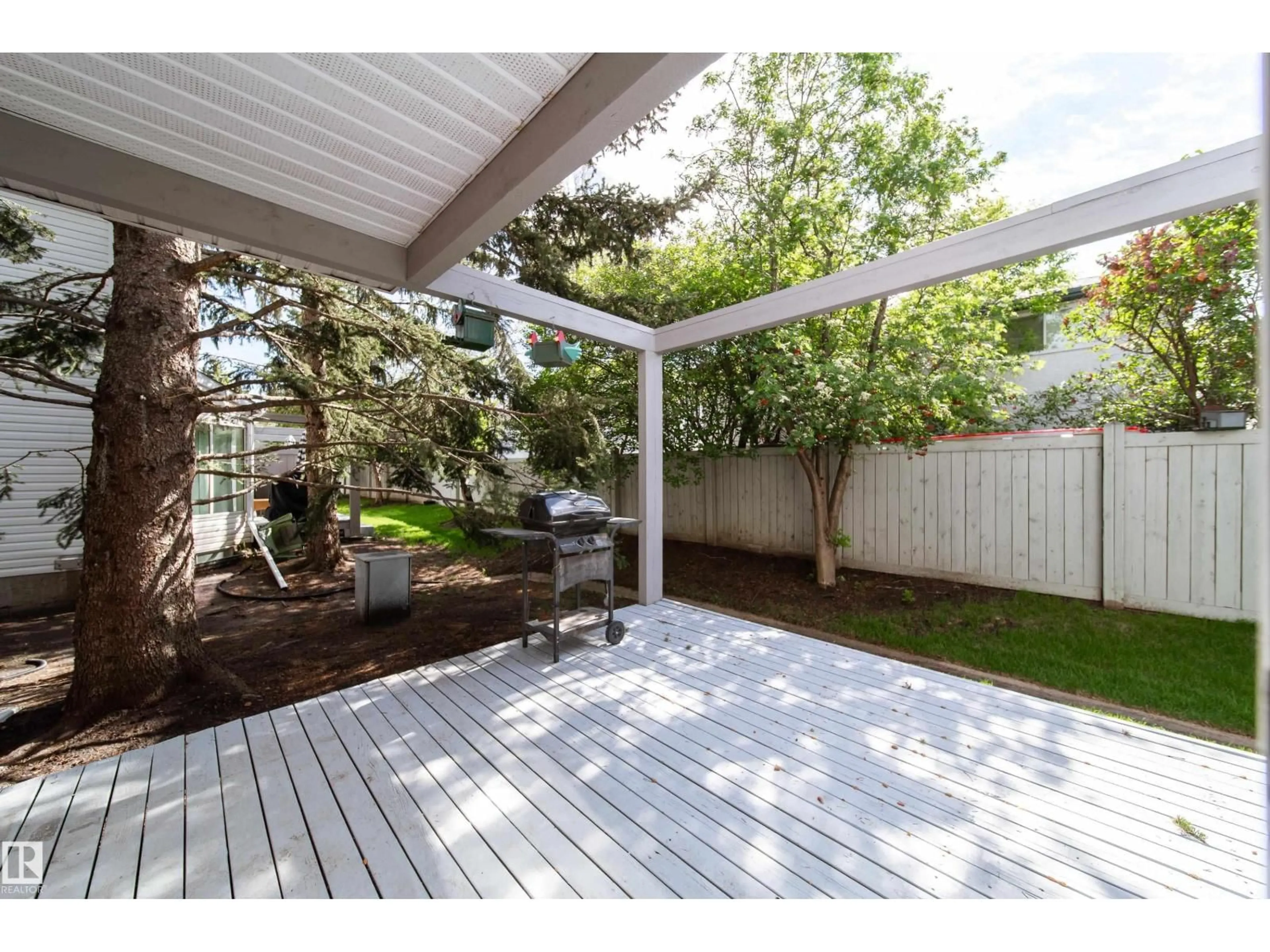 Patio, unknown for #15 - 603 YOUVILLE DR, Edmonton Alberta T6L6V8
