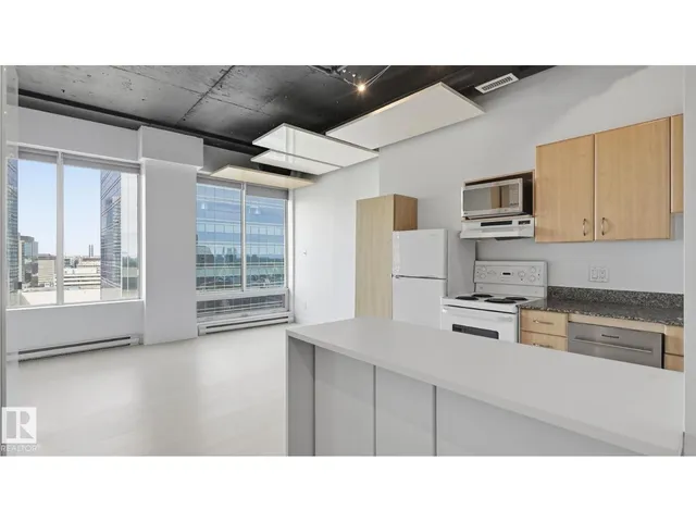 1707 JASPER AVE, Edmonton 3