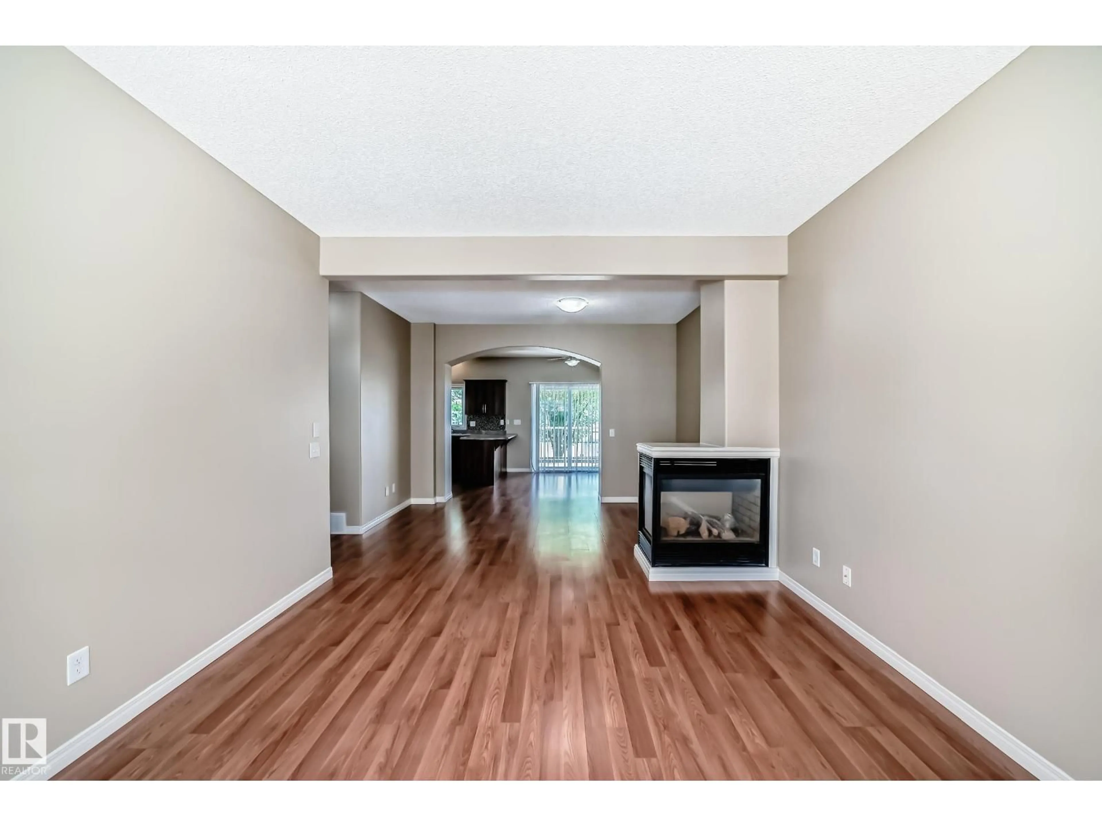 Unknown for #4 - 5102 30 AV, Beaumont Alberta T3M1V9