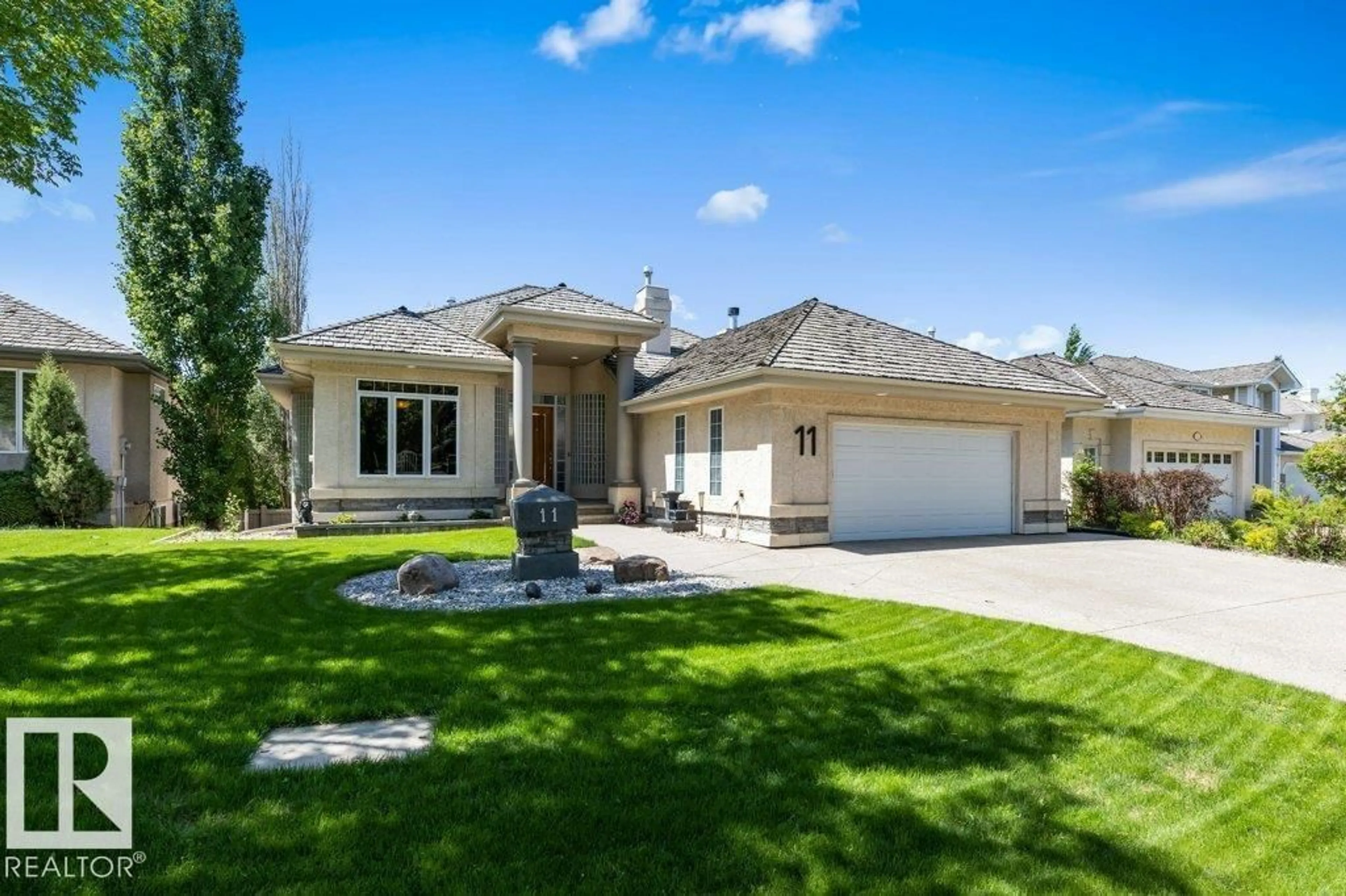 Home with vinyl exterior material, street for 11 KNIGHTS CO, St. Albert Alberta T8N6S8