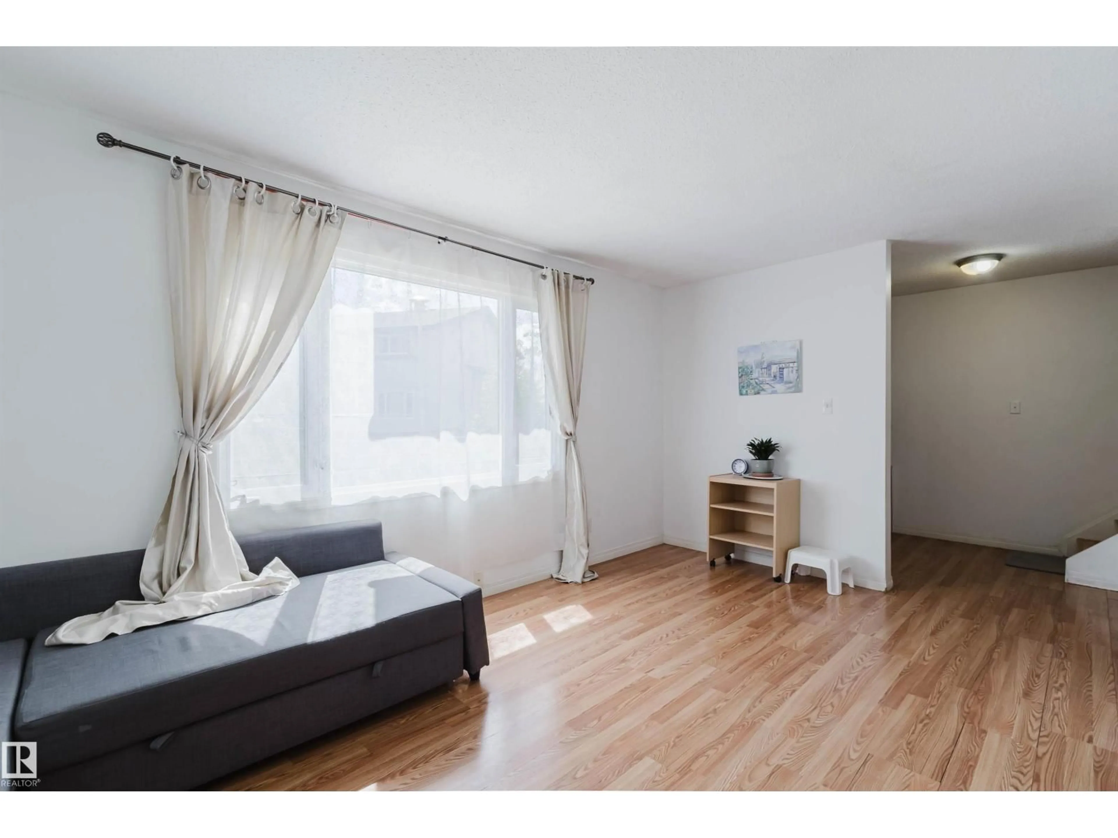 Unknown for #4 - 14310 80 ST, Edmonton Alberta T5C1L6