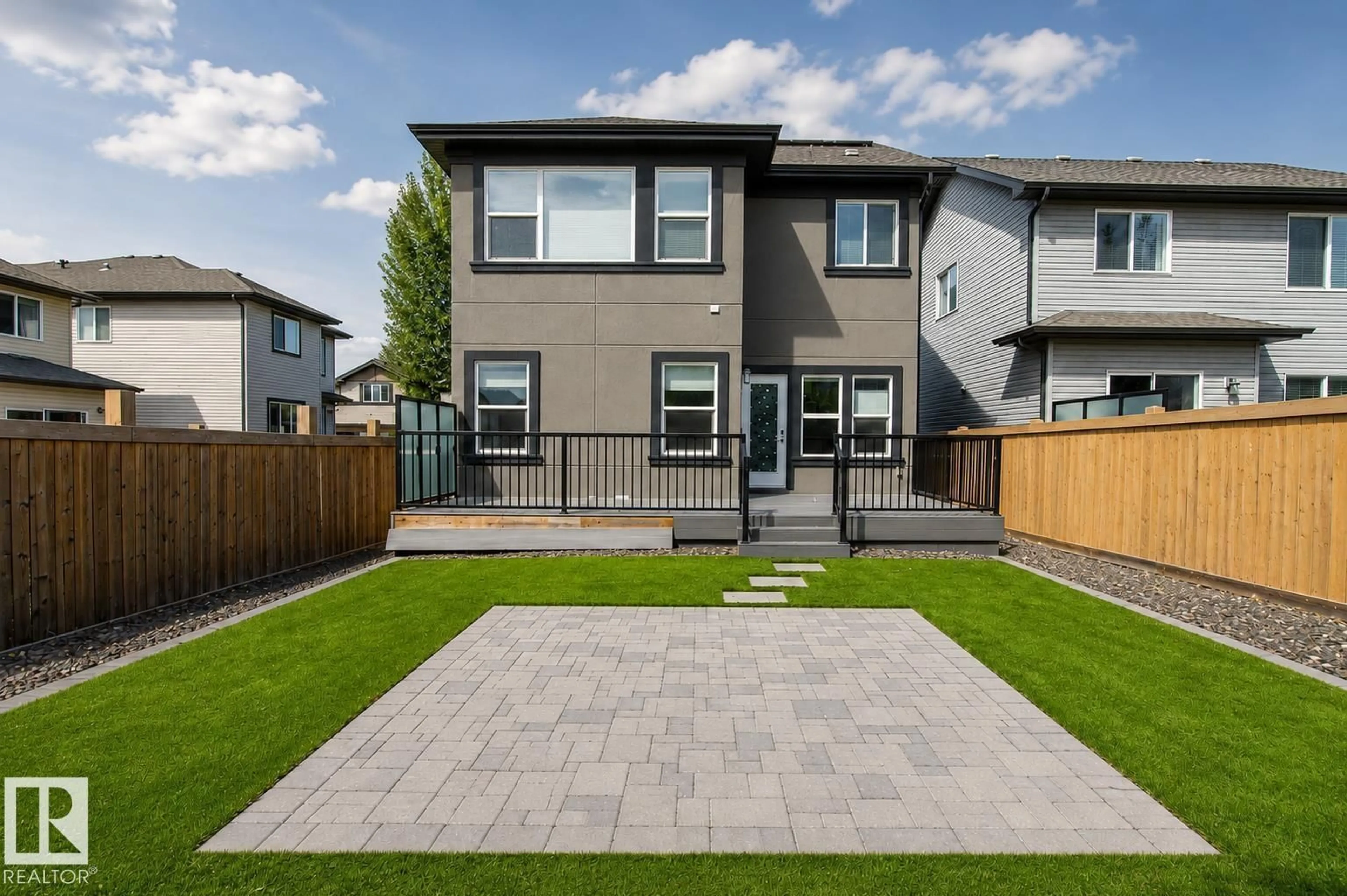 Unknown for 3334 HILTON CR, Edmonton Alberta T6M0N5