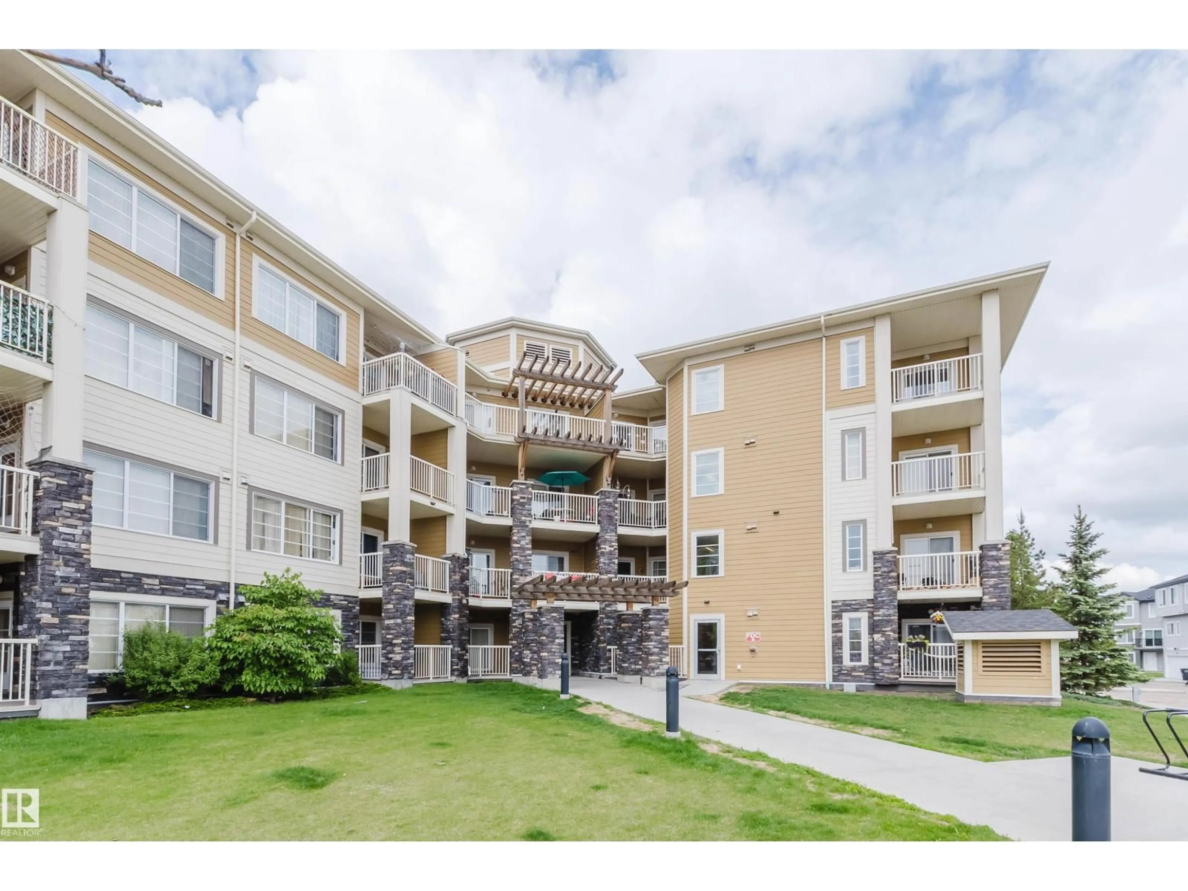 Unknown for #402 - 3670 139 AV, Edmonton Alberta T5Y3N5