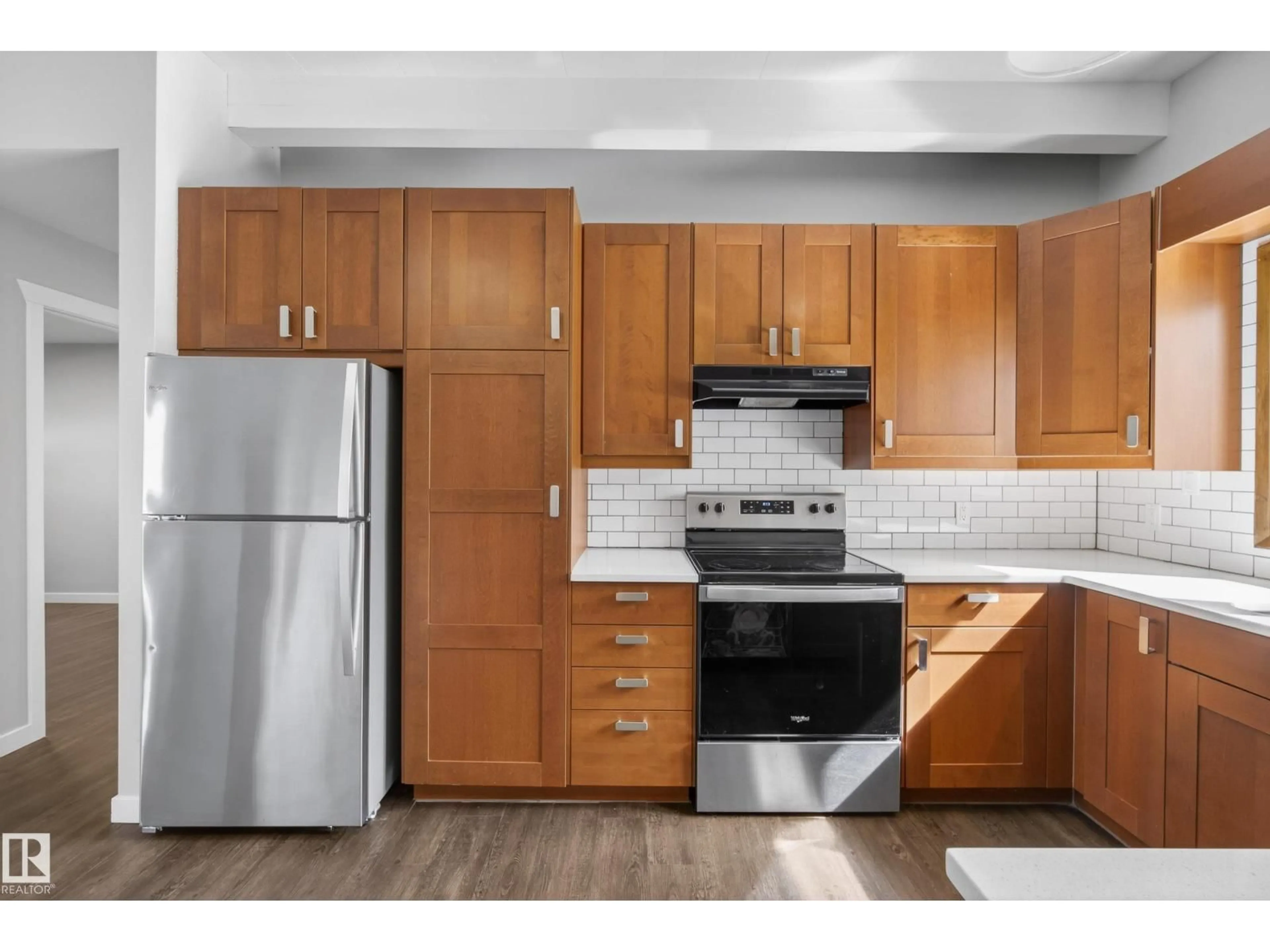 Standard kitchen, wood/laminate floor for 9043 52 ST, Edmonton Alberta T6B1G1