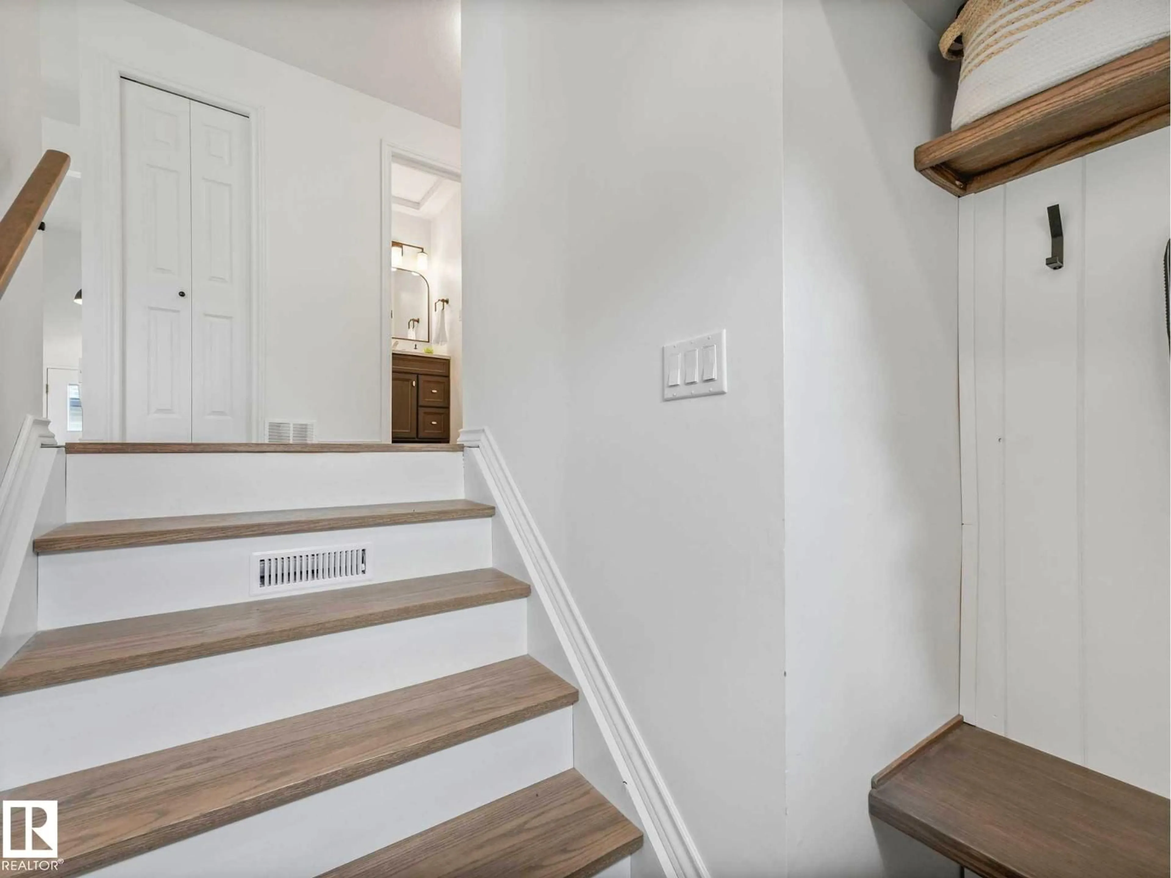 Stairs for 3904 35 AV, Edmonton Alberta T6L4L1