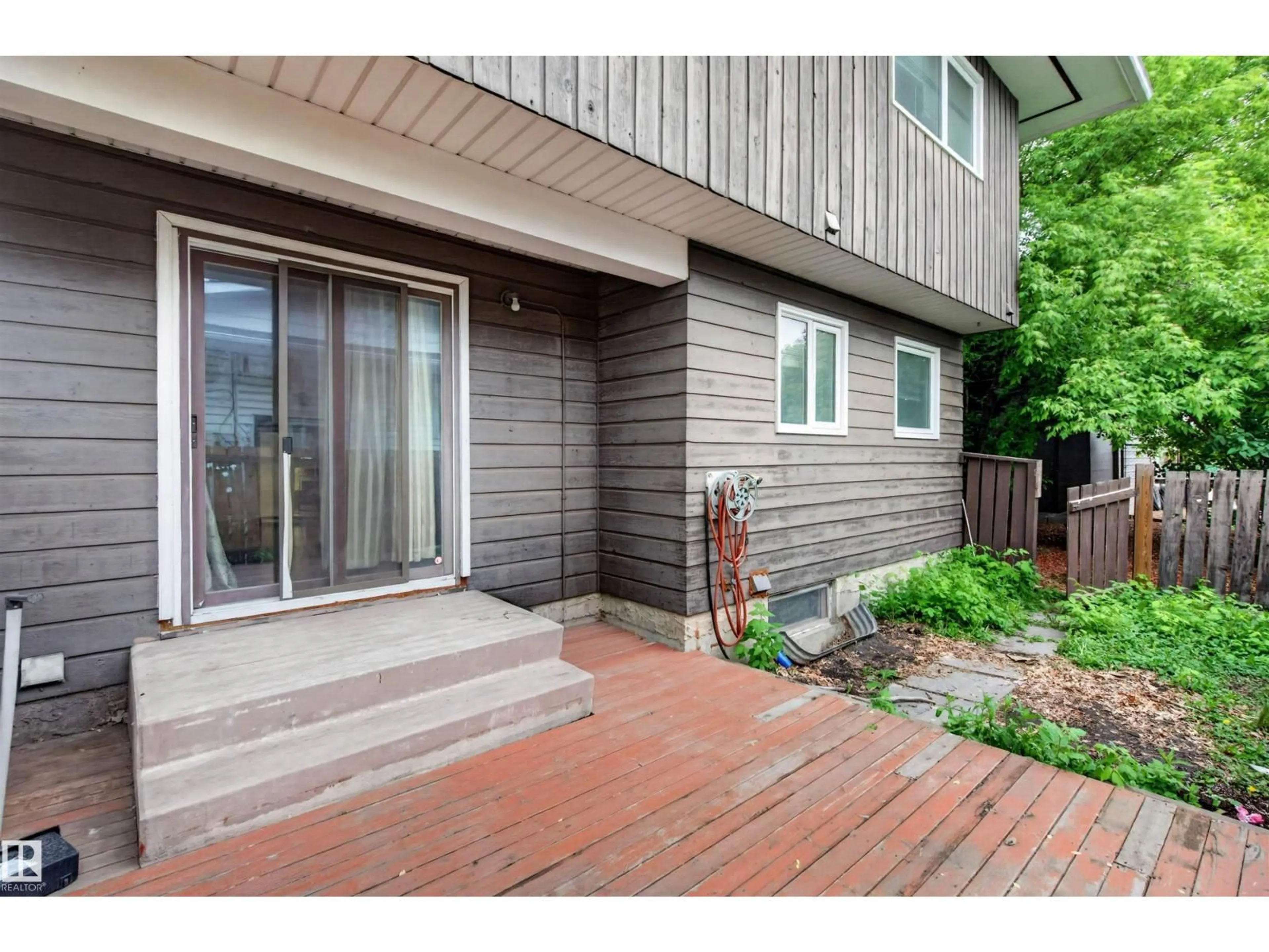 Unknown for 4275 76 ST, Edmonton Alberta T6K2M9