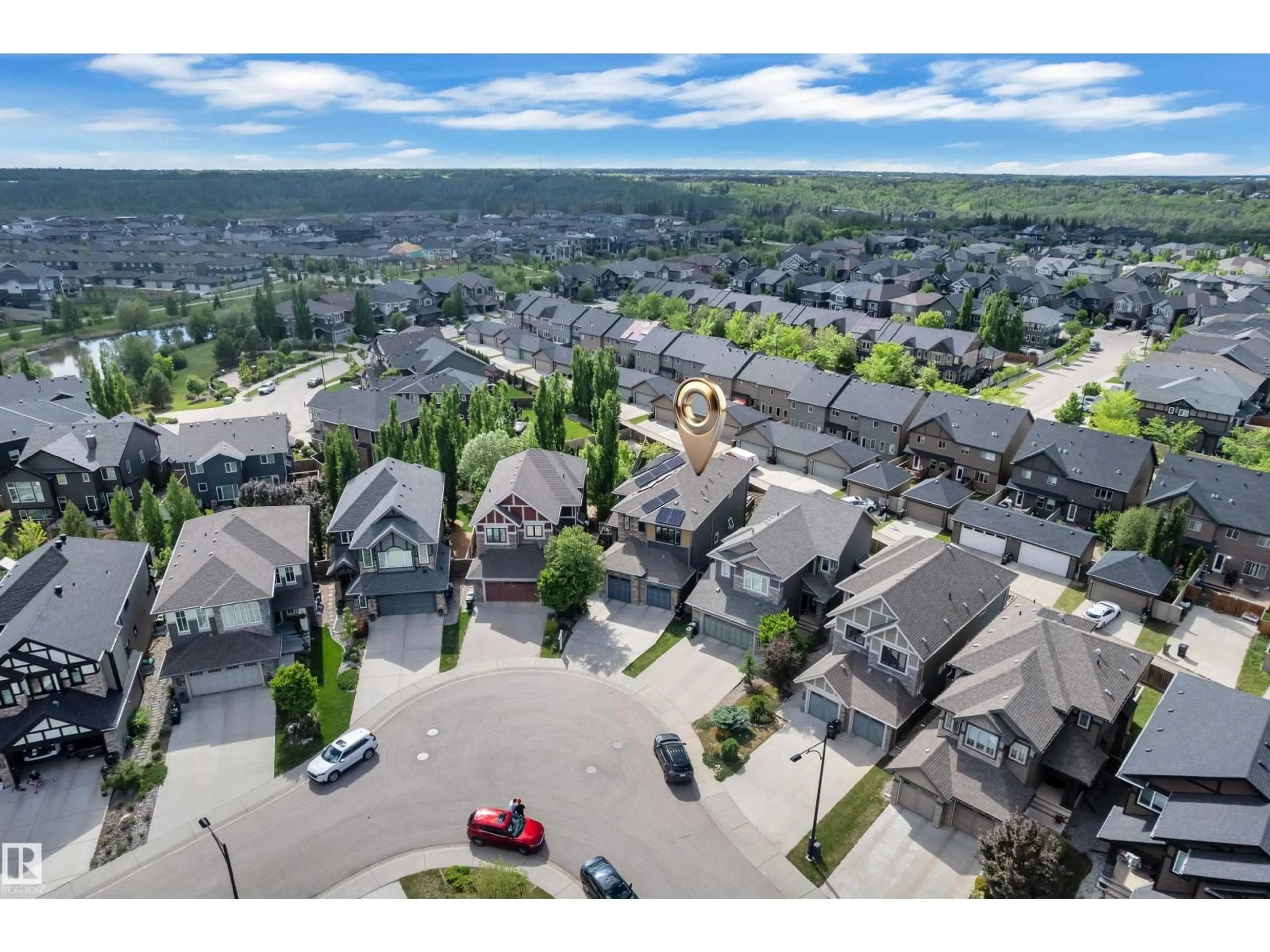A pic from outside/outdoor area/front of a property/back of a property/a pic from drone, mountain view for 2718 KIRKLAND WY, Edmonton Alberta T6W2R4