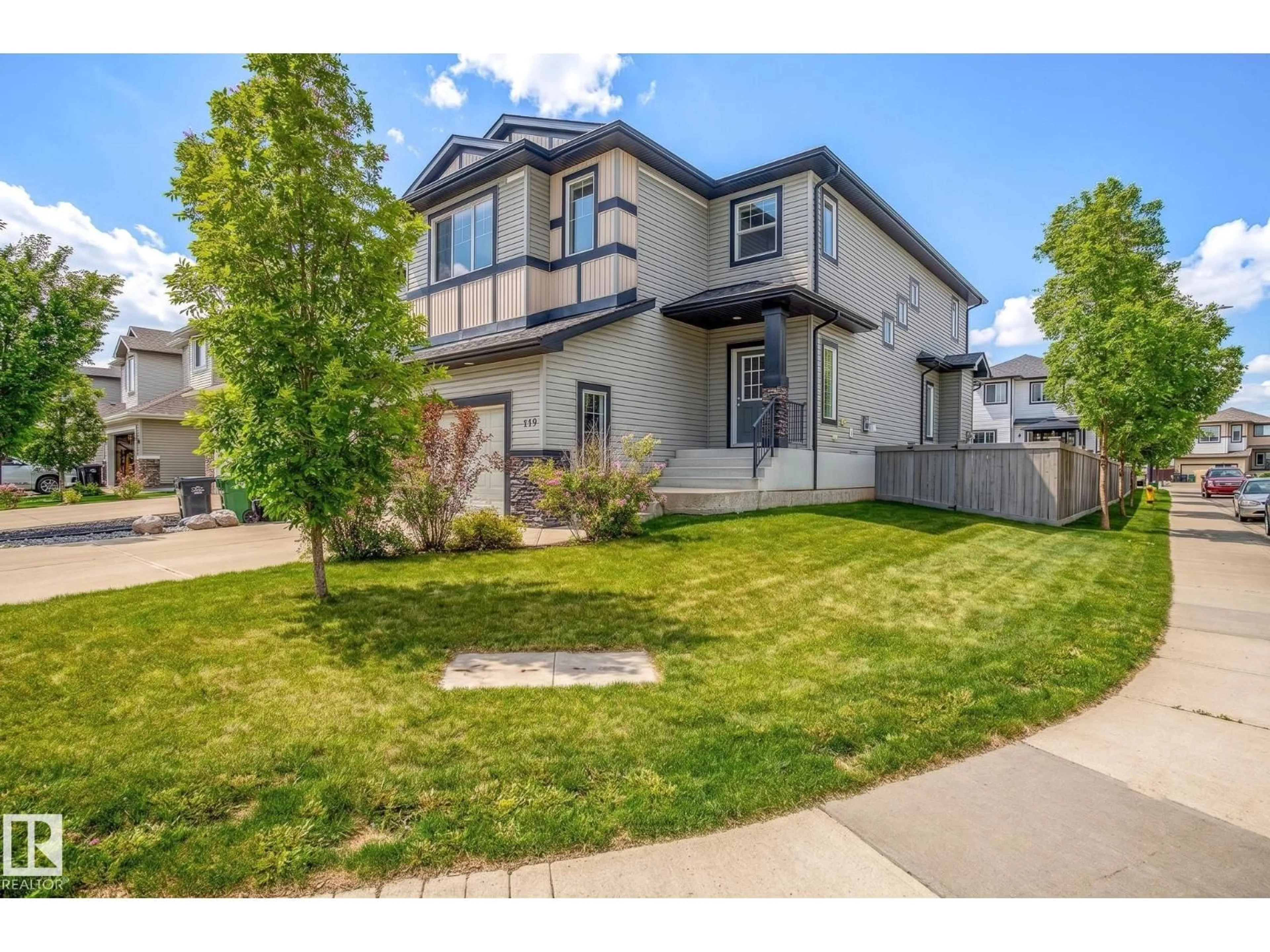 Home with vinyl exterior material, street for 379 REYNALDS CO, Leduc Alberta T9E0T2