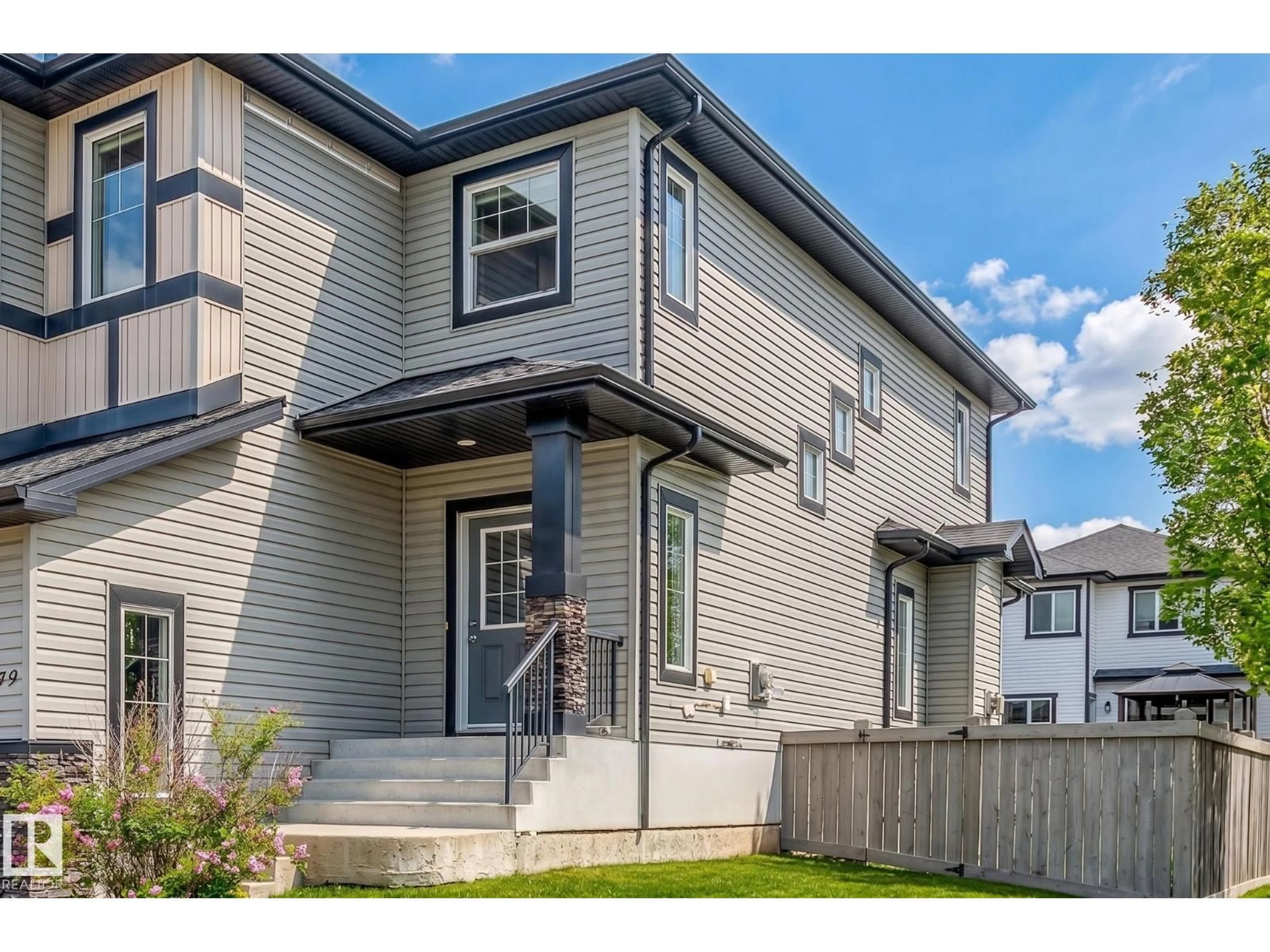 Home with vinyl exterior material, street for 379 REYNALDS CO, Leduc Alberta T9E0T2