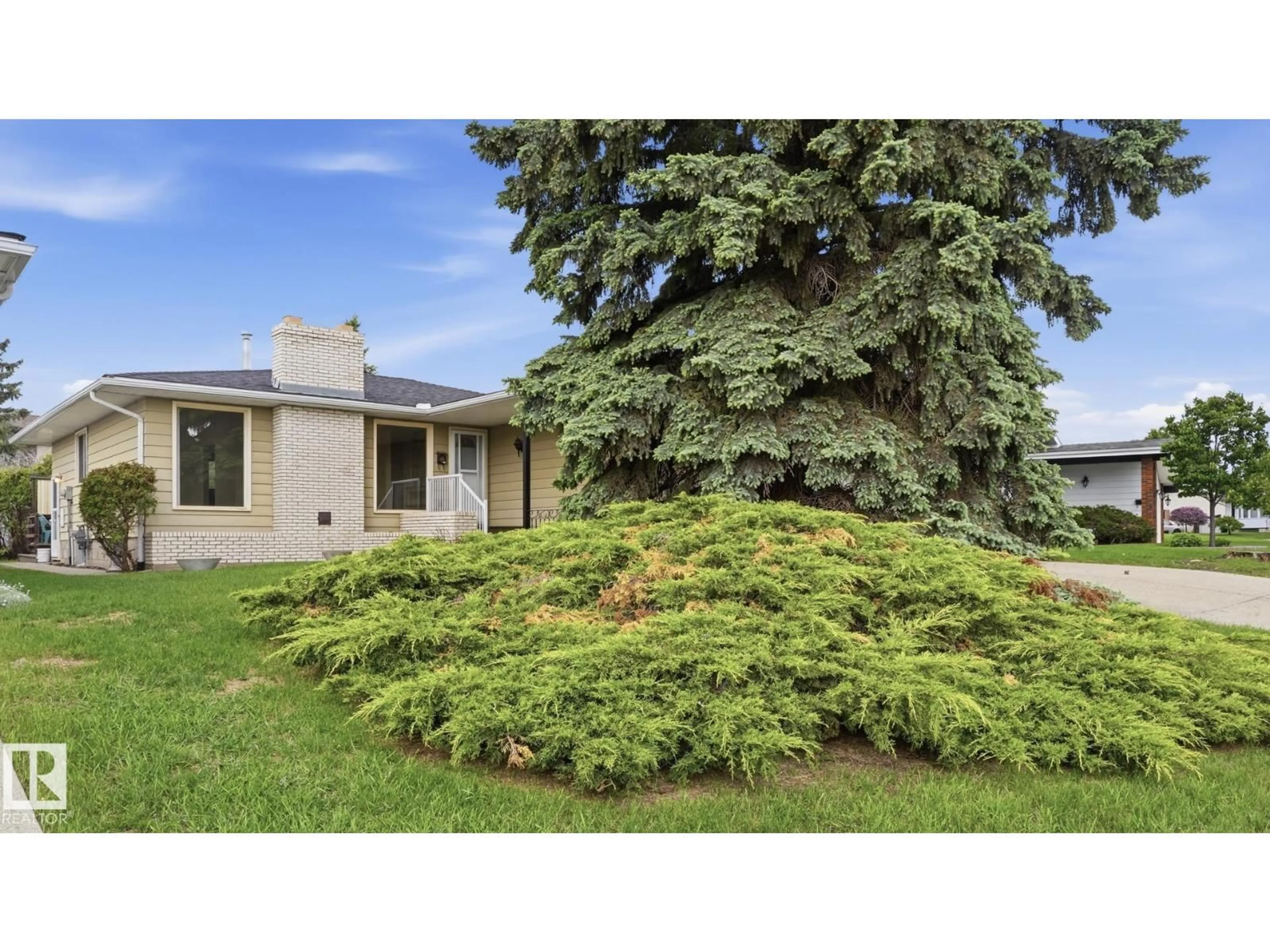 Unknown for 7408 40 AV, Edmonton Alberta T6K0W9