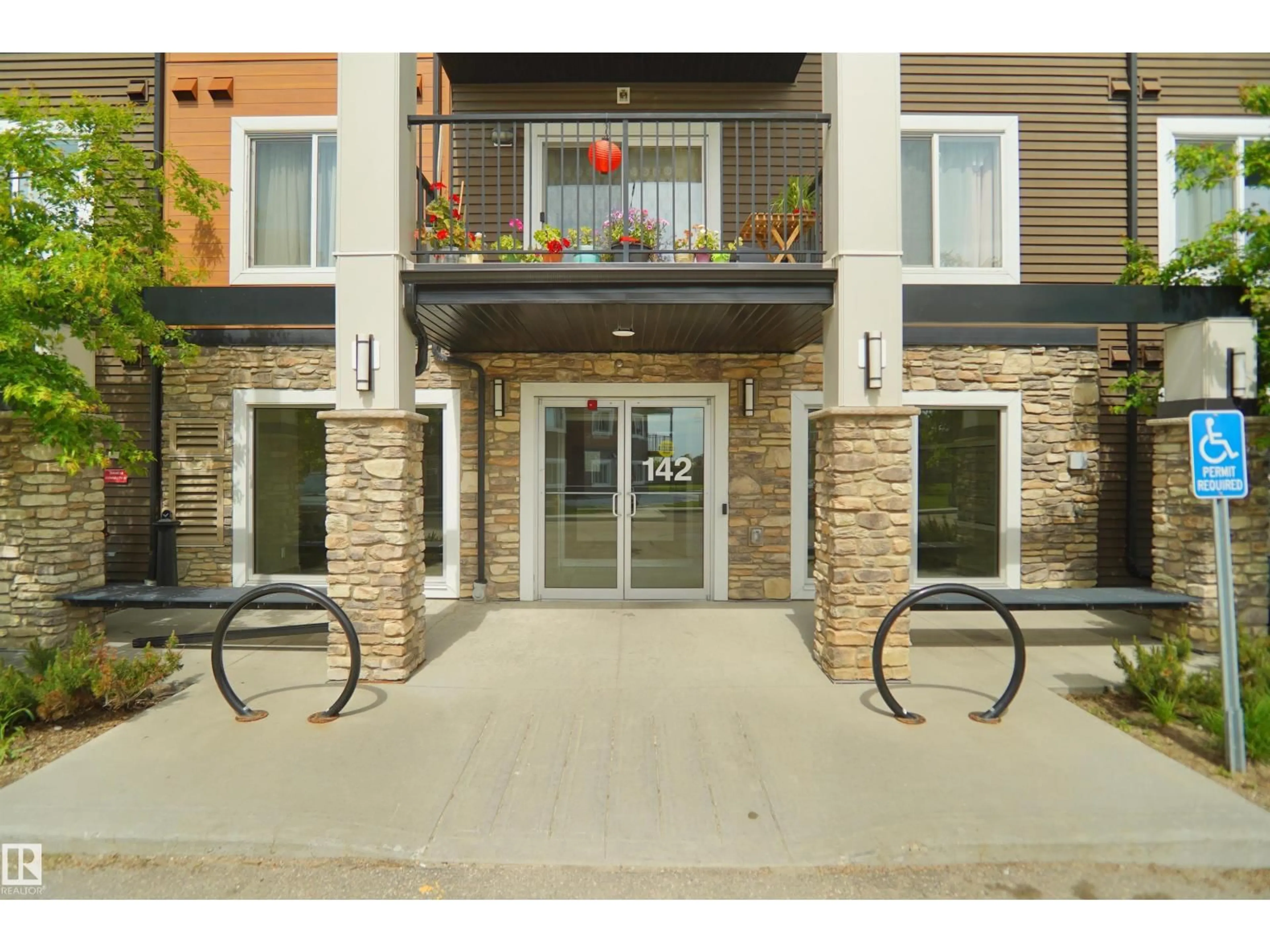 Unknown for 202 - 142 EBBERS BV, Edmonton Alberta T5Y3W2