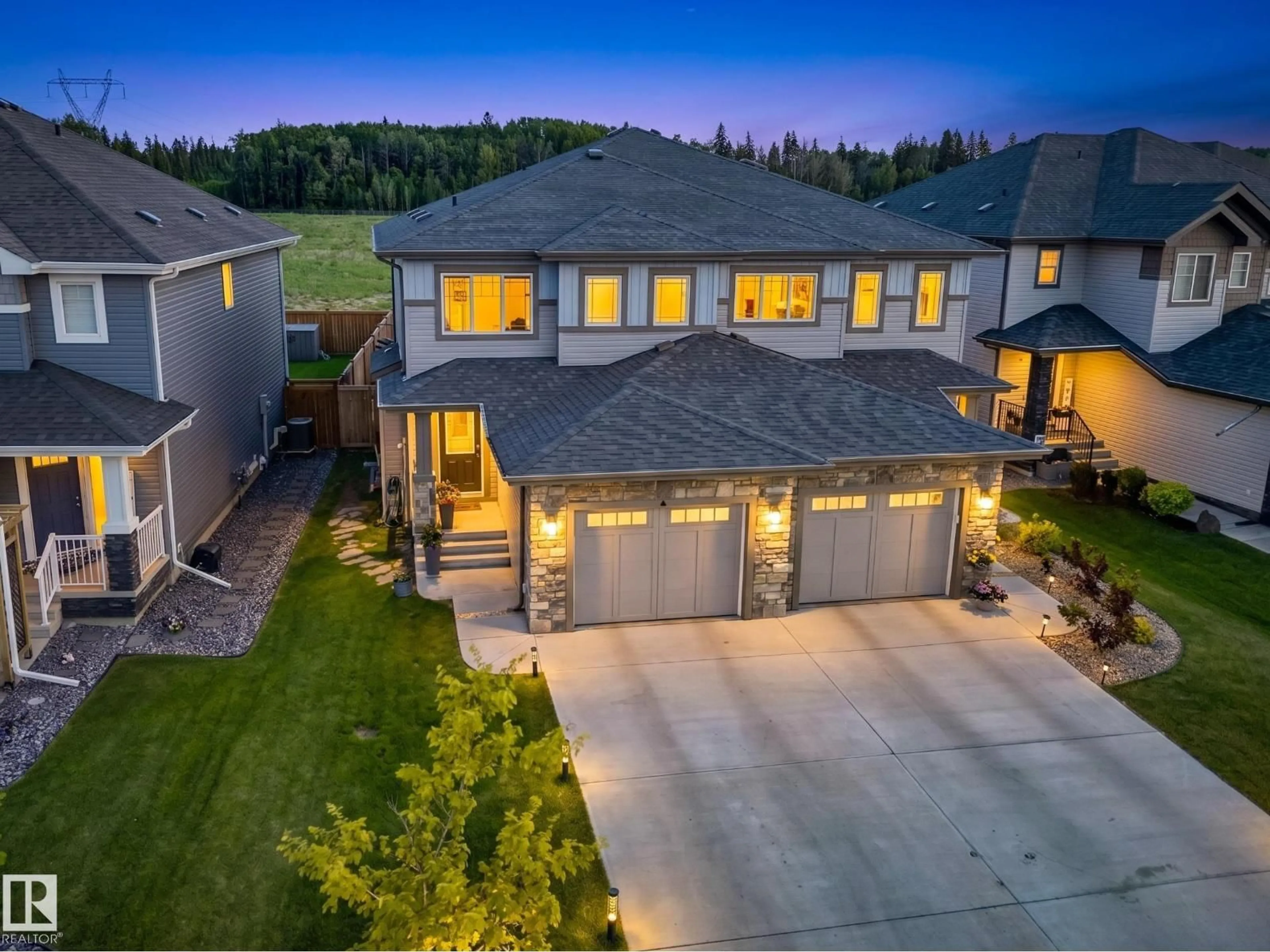 A pic from outside/outdoor area/front of a property/back of a property/a pic from drone, street for NW - 20507 128 AV, Edmonton Alberta T5S0L8