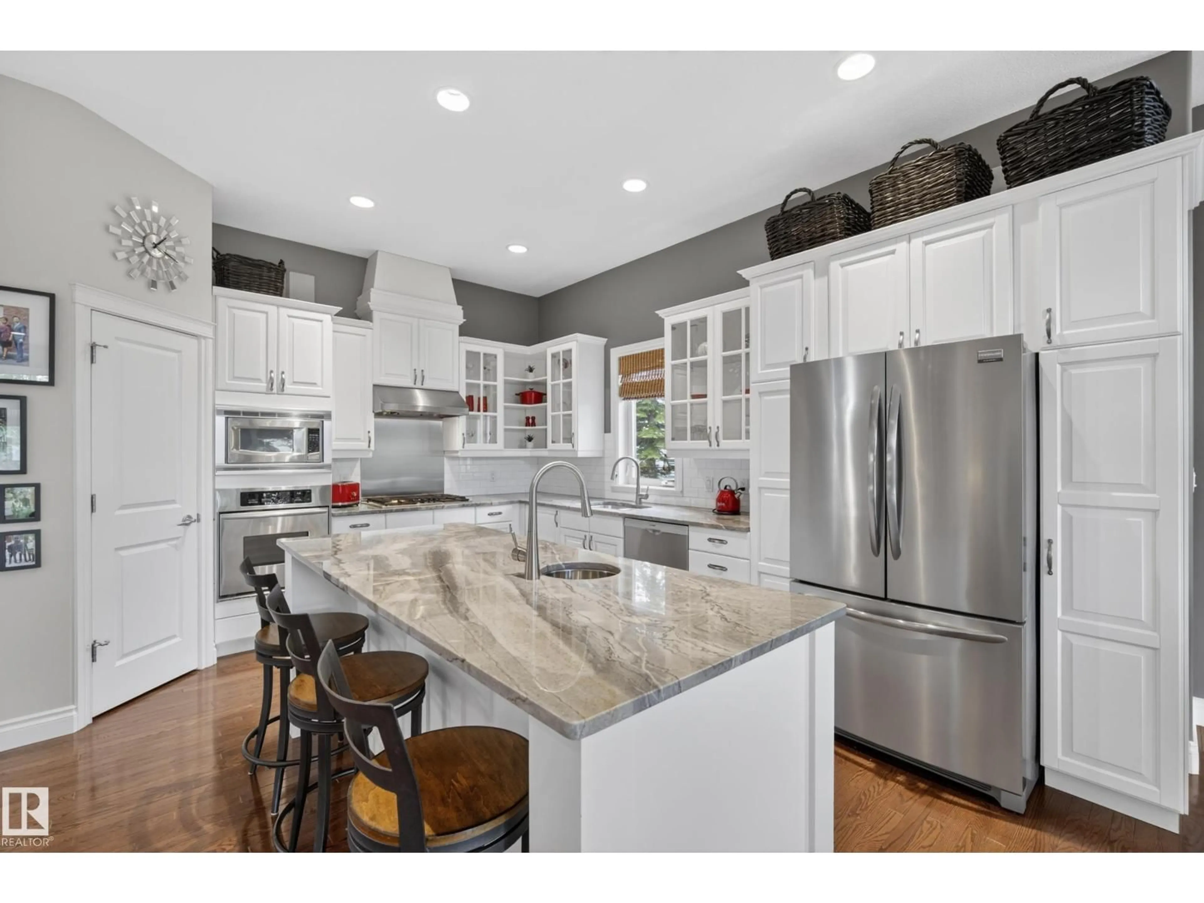 Open concept kitchen, unknown for 76 NOTTINGHAM, Sherwood Park Alberta T8A6N2