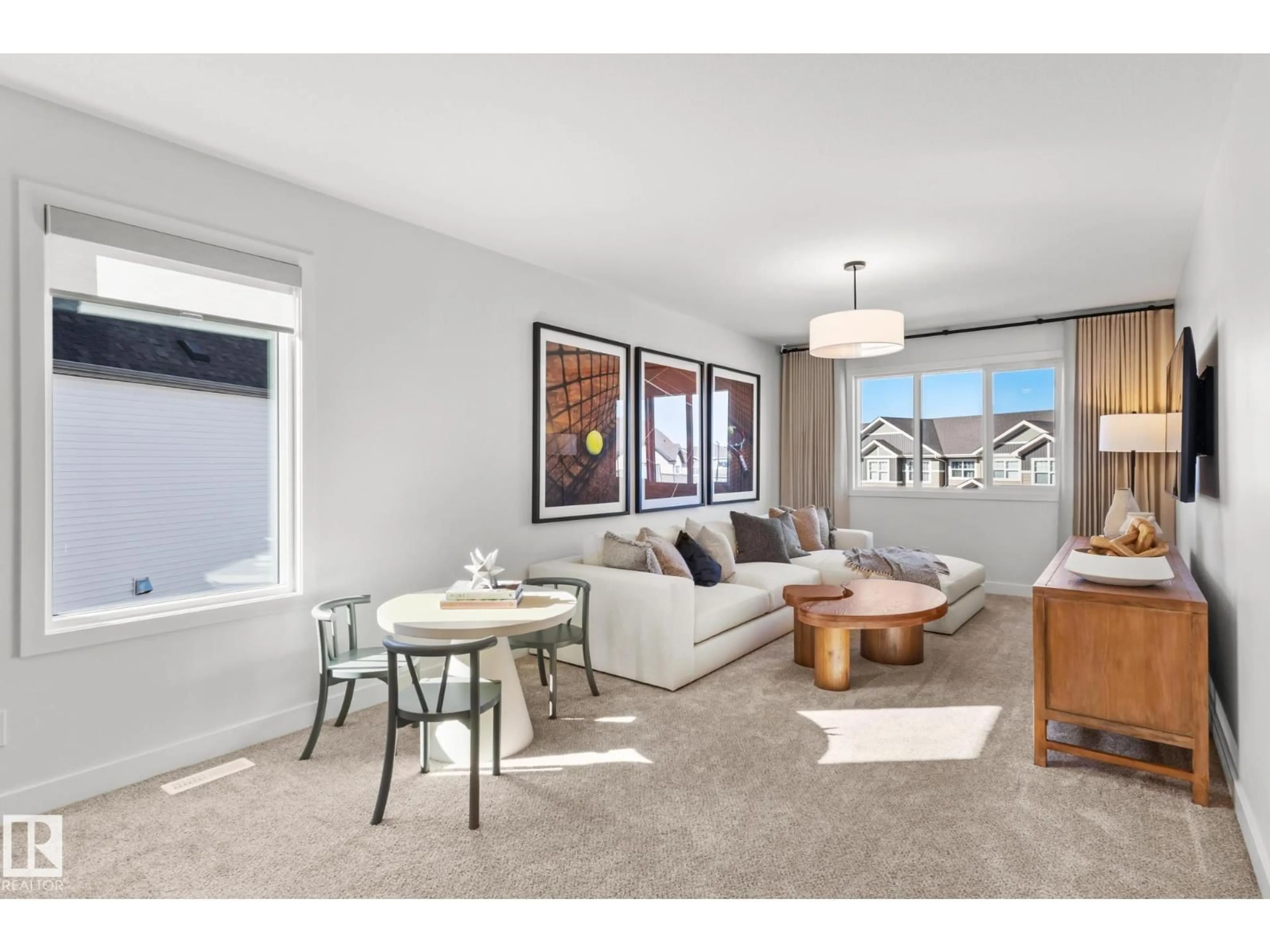 Living room with furniture, unknown for 5314 HAWTHORN CL, Edmonton Alberta T6X3N5