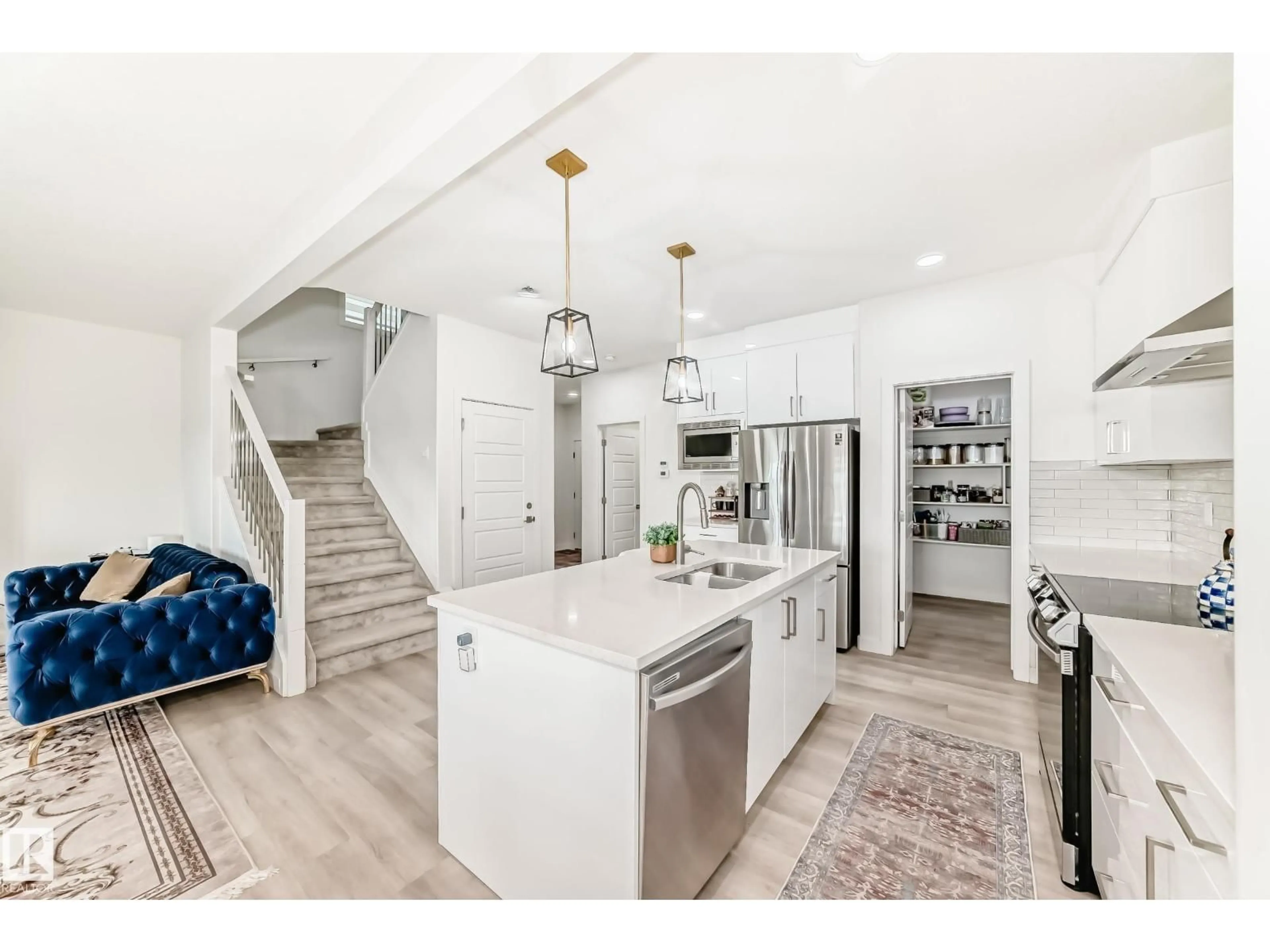 Open concept kitchen, unknown for 9020 183 AV, Edmonton Alberta T5Z0S6