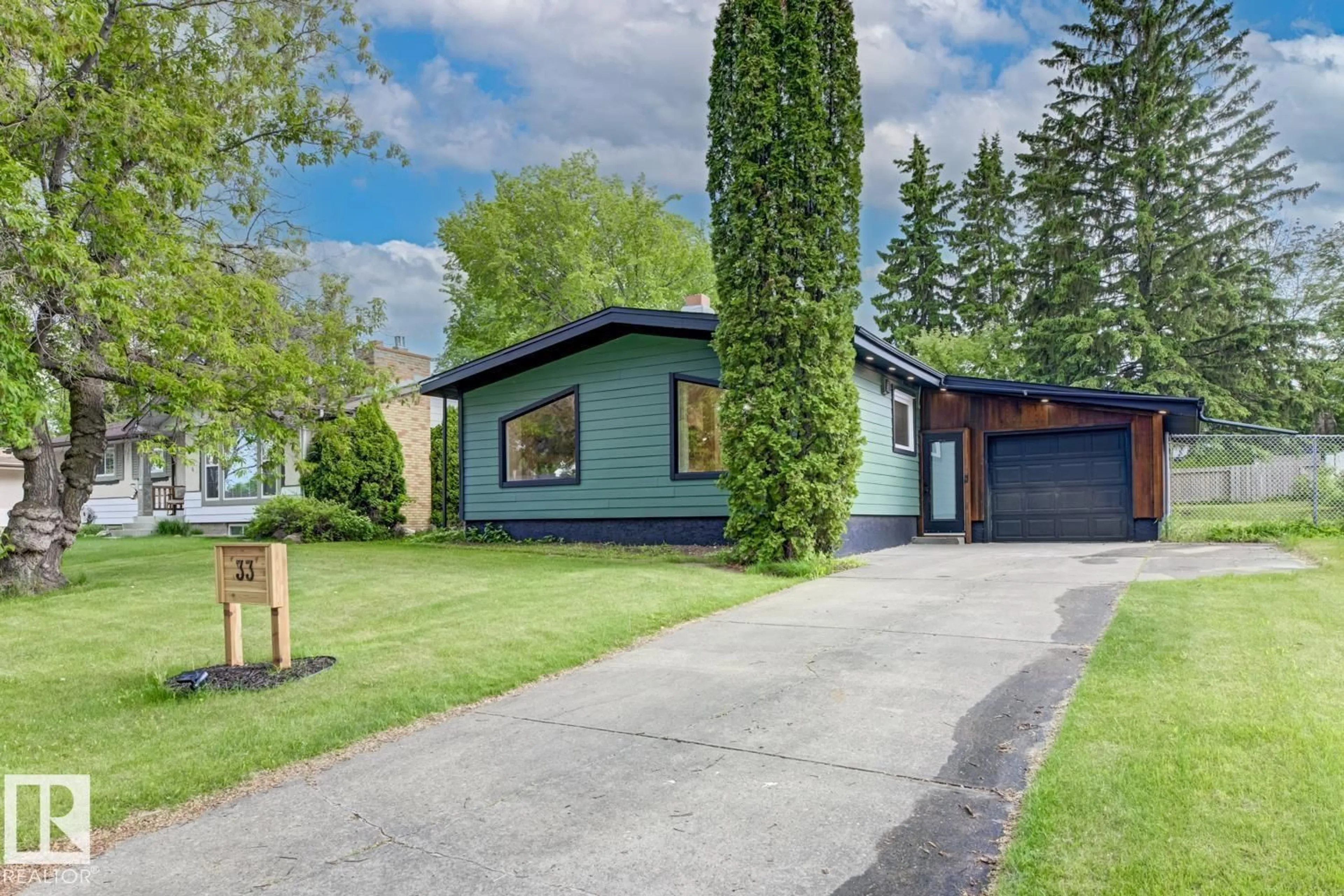 Unknown for 33 HAZEL ST, Sherwood Park Alberta T8H1H7