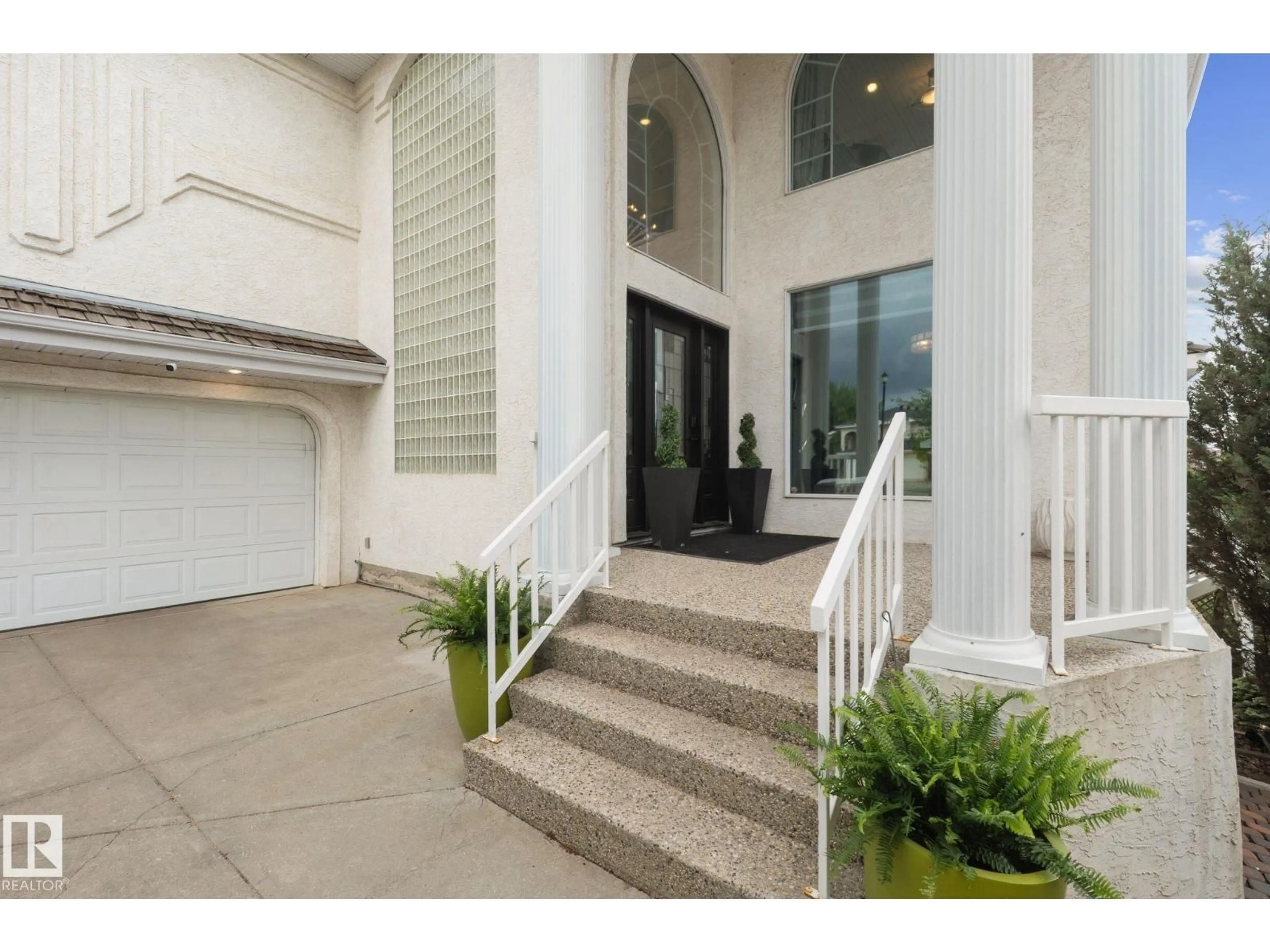 Unknown for 138 TWIN BROOKS COVE CV, Edmonton Alberta T6J6Y2