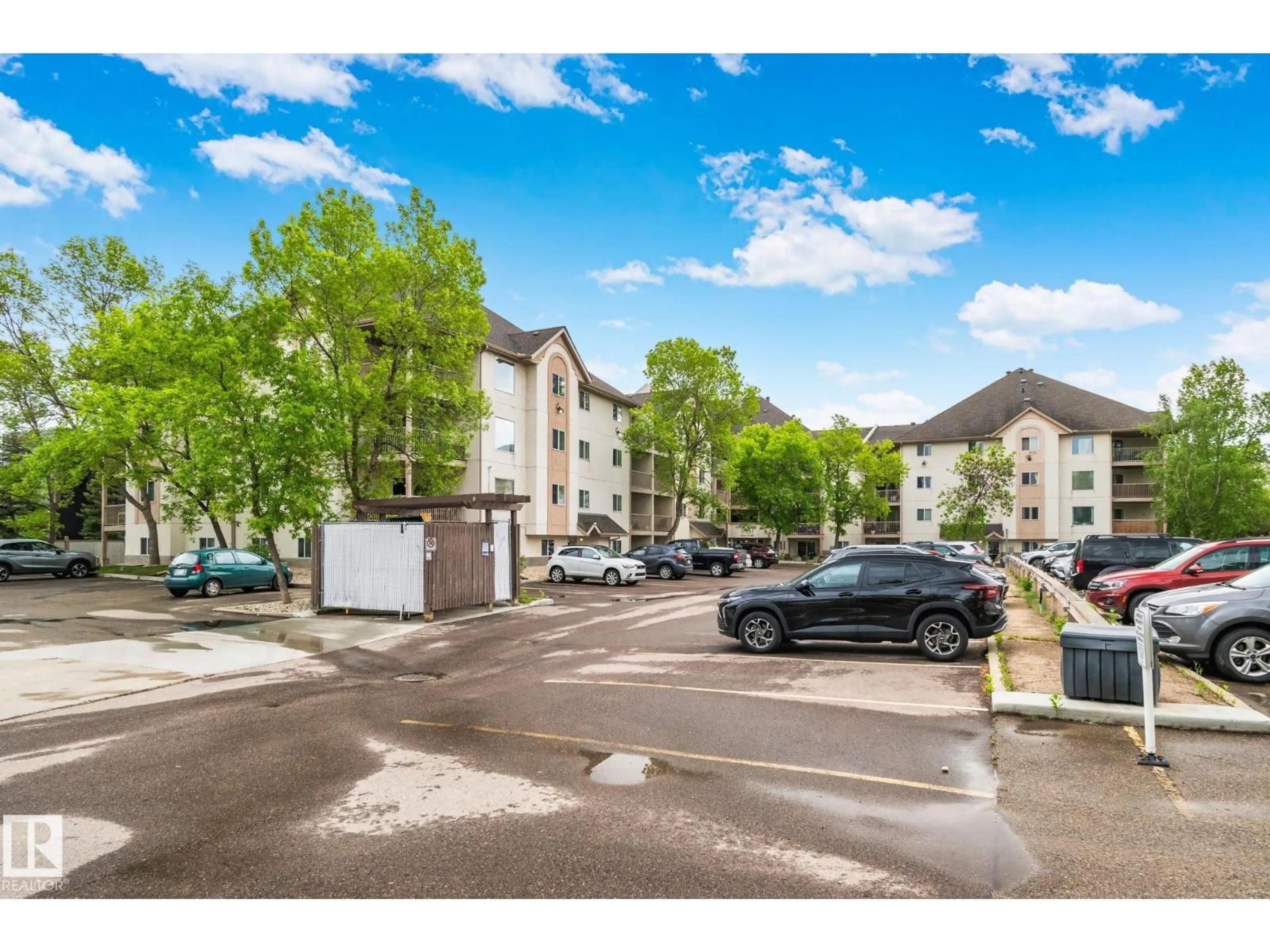 A pic from outside/outdoor area/front of a property/back of a property/a pic from drone, street for 318 - 17109 67 AV, Edmonton Alberta T5T6E6