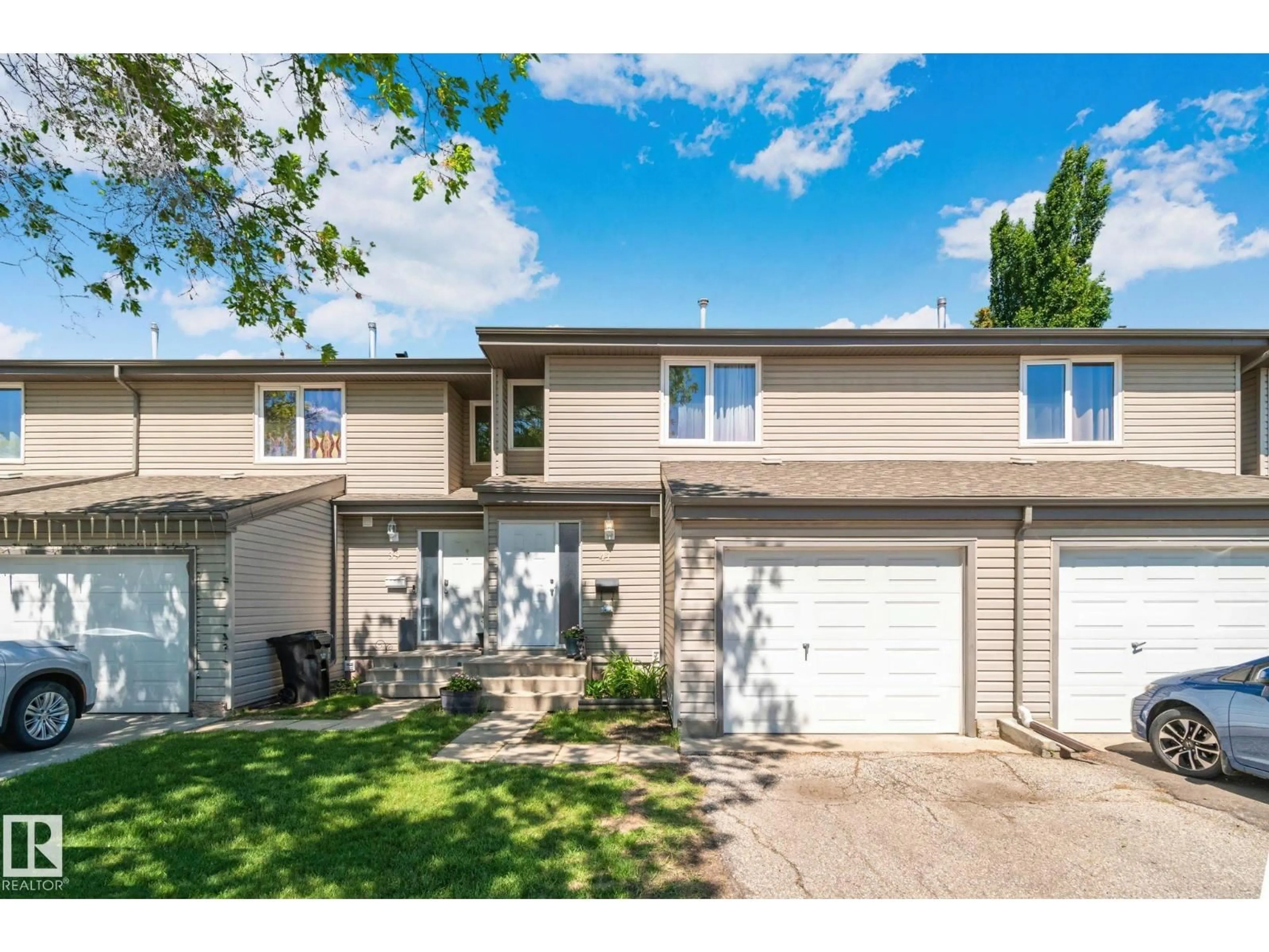 Unknown for 41 AKINSDALE, St. Albert Alberta T8N2W8